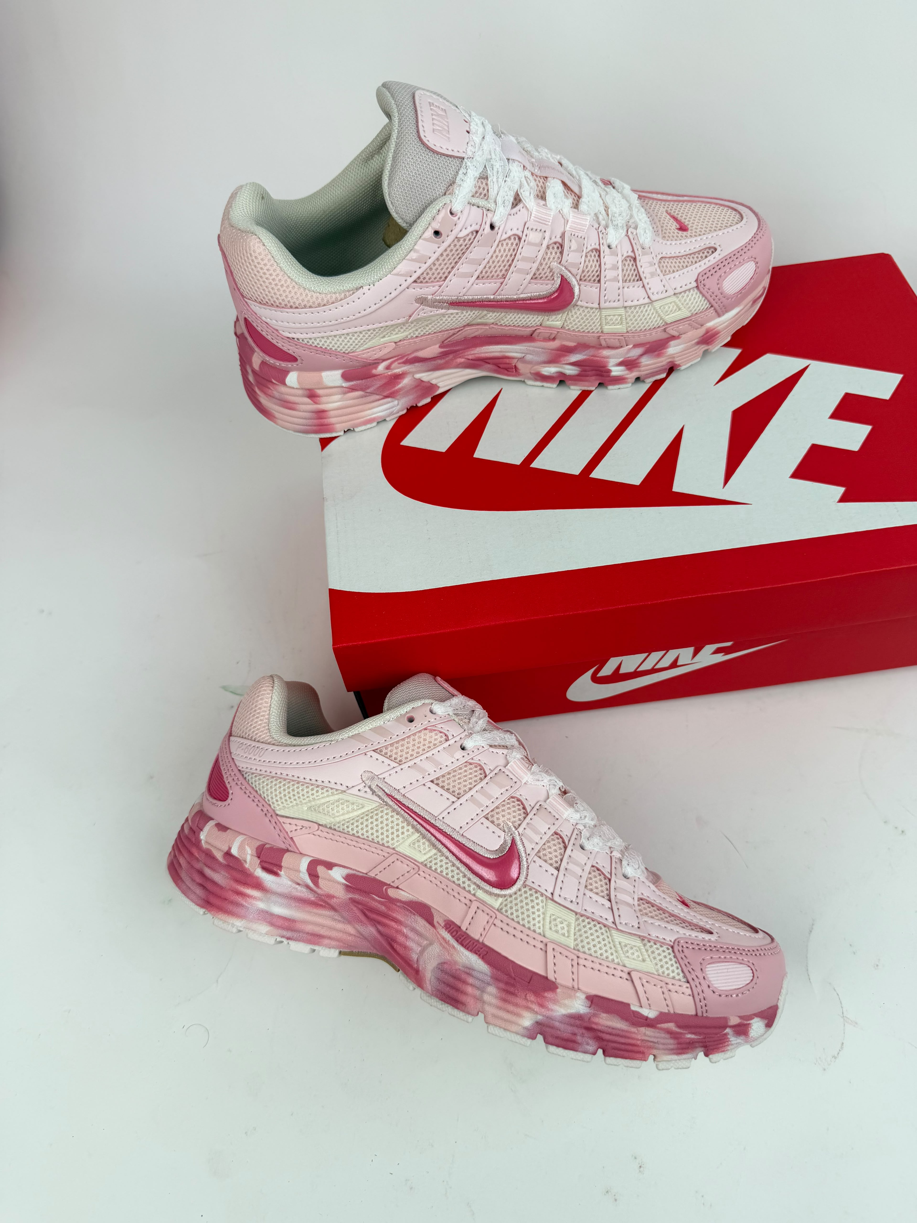 Zapatilla Nike P6000