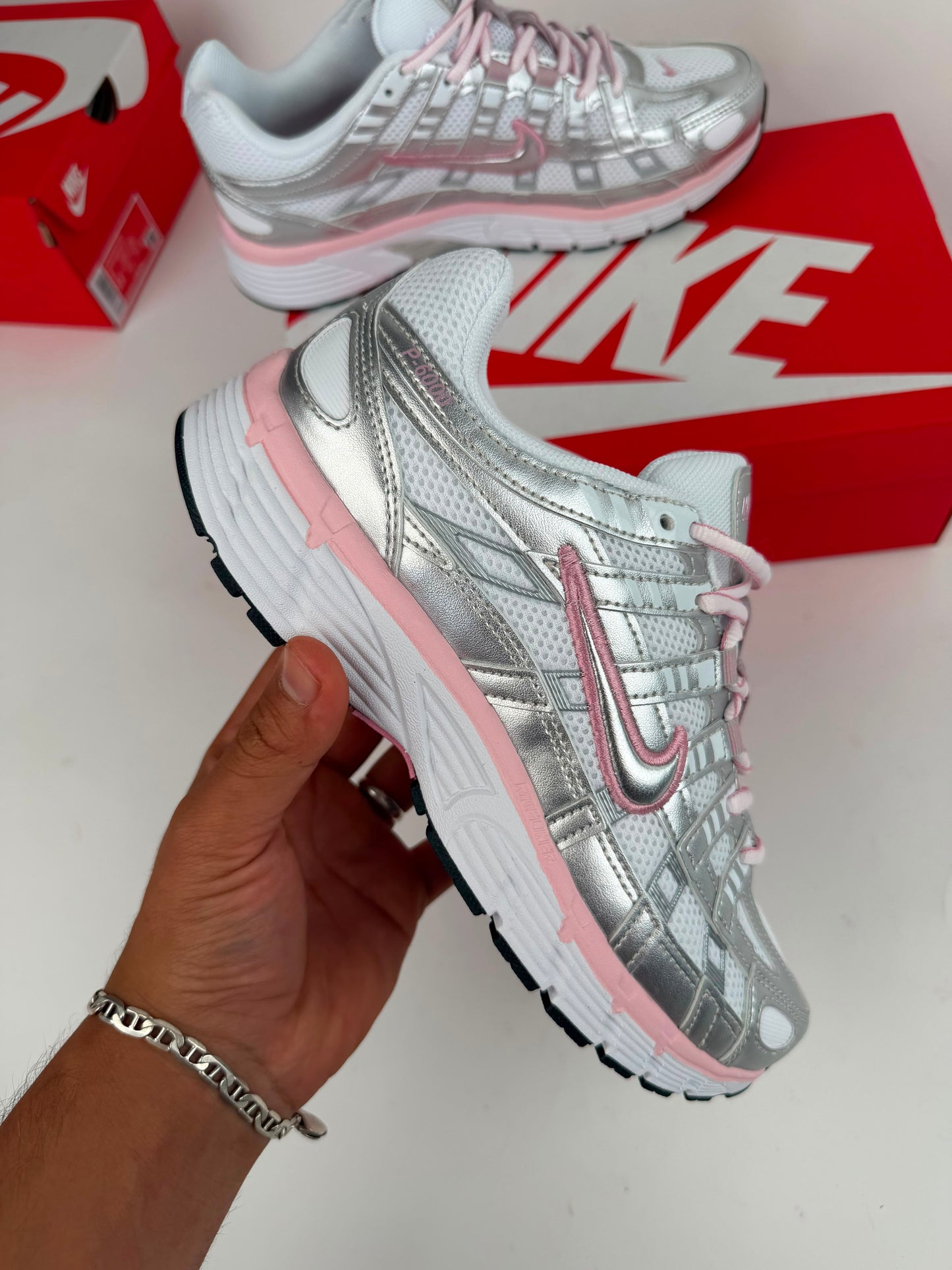 Zapatilla Nike P6000