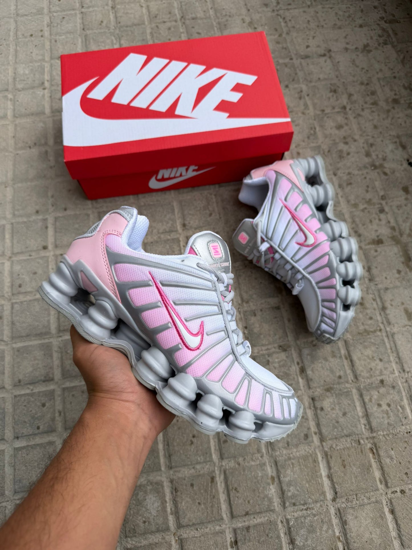 Zapatilla Nike Shox 2026