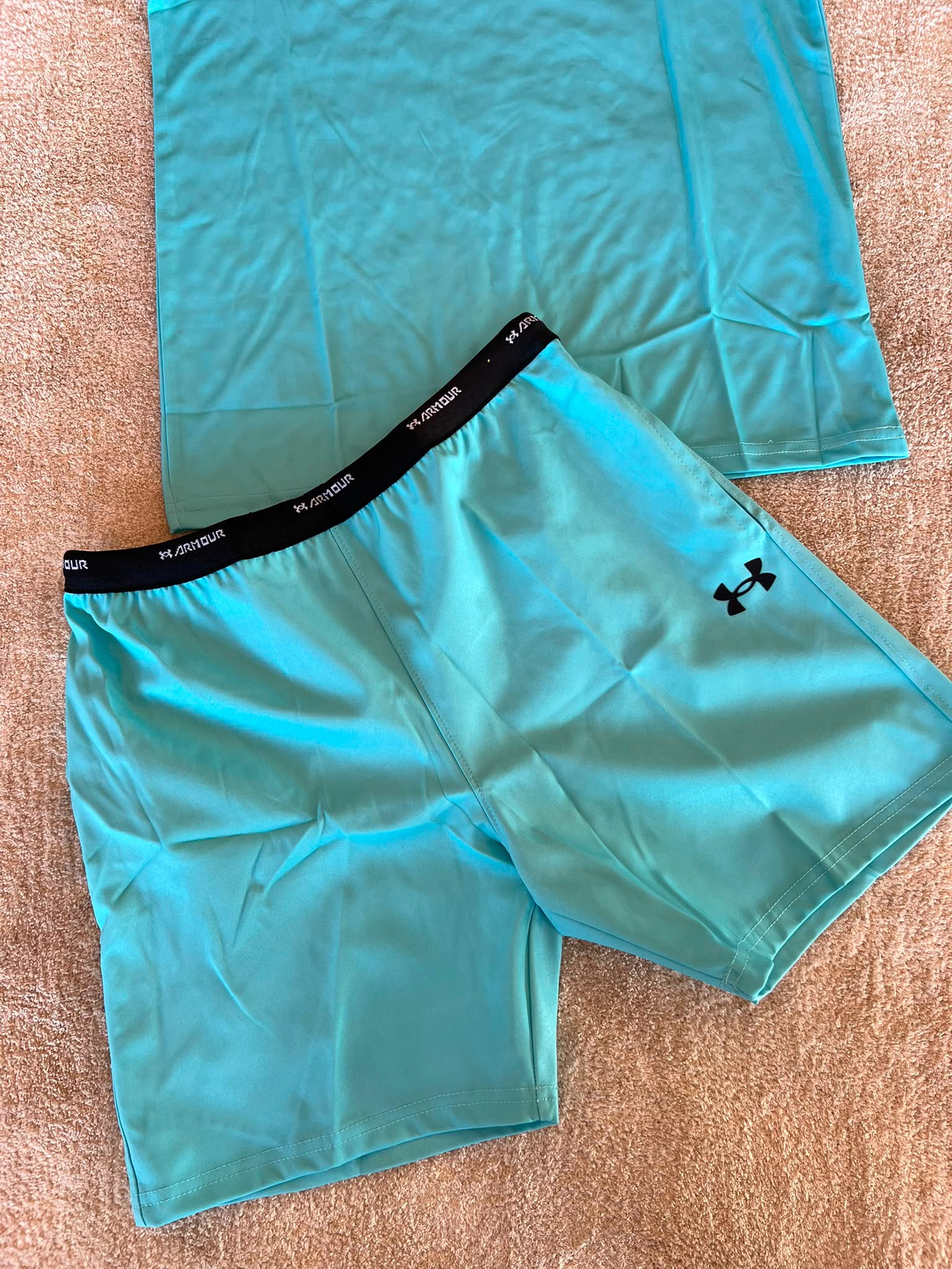 Conjunto Under Armour 2026