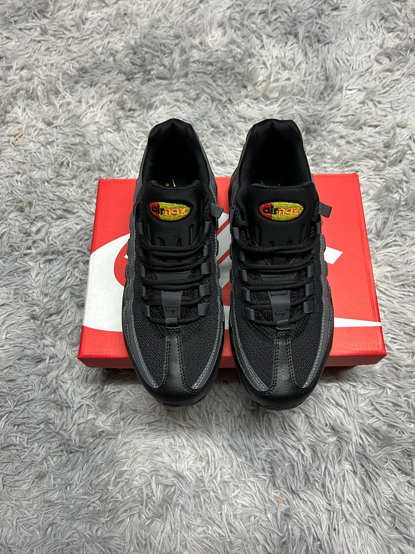 Zapatilla Nike Air Max 95 Black Gray Yellow