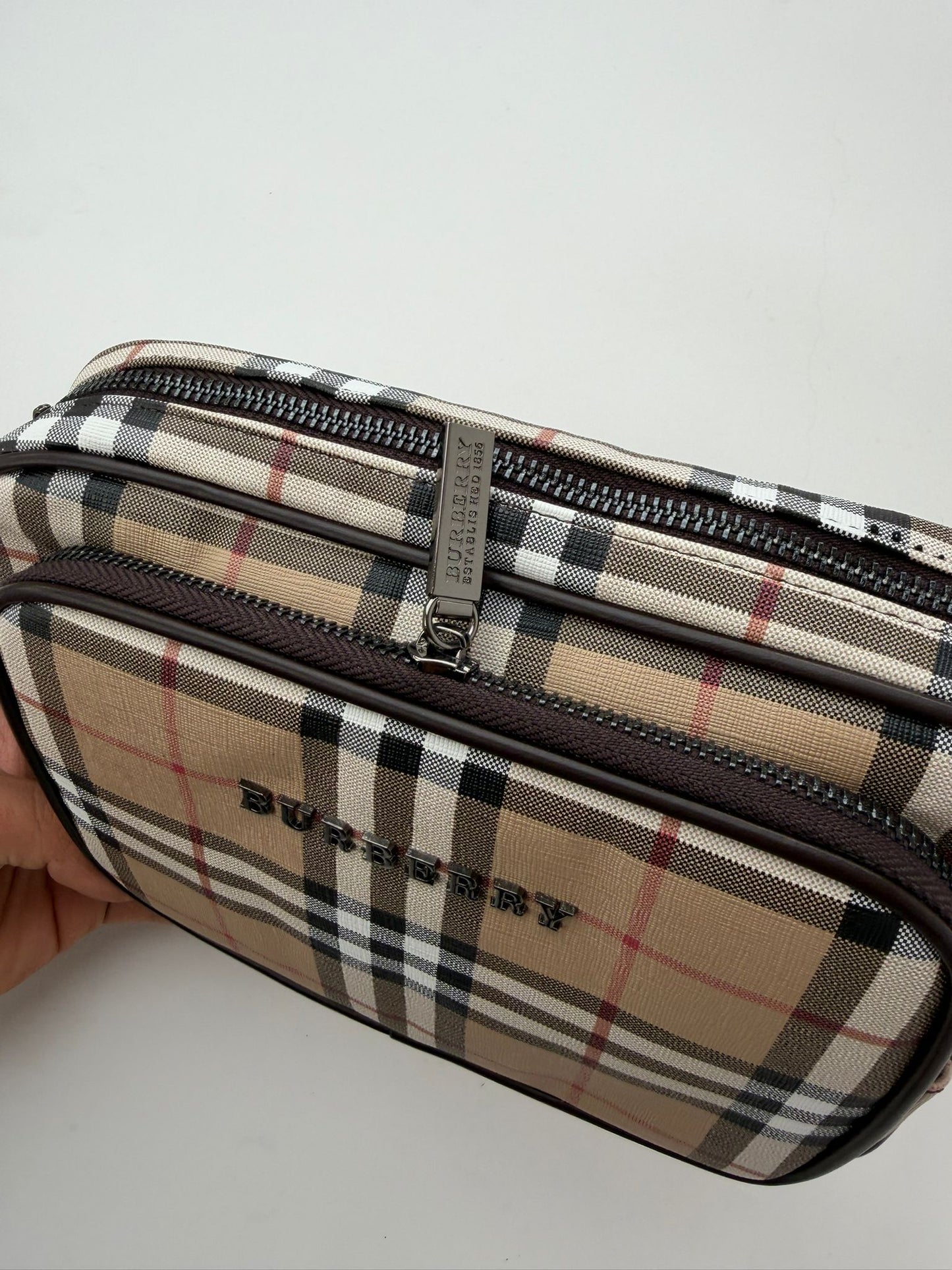 Bandolera Burberry 2026