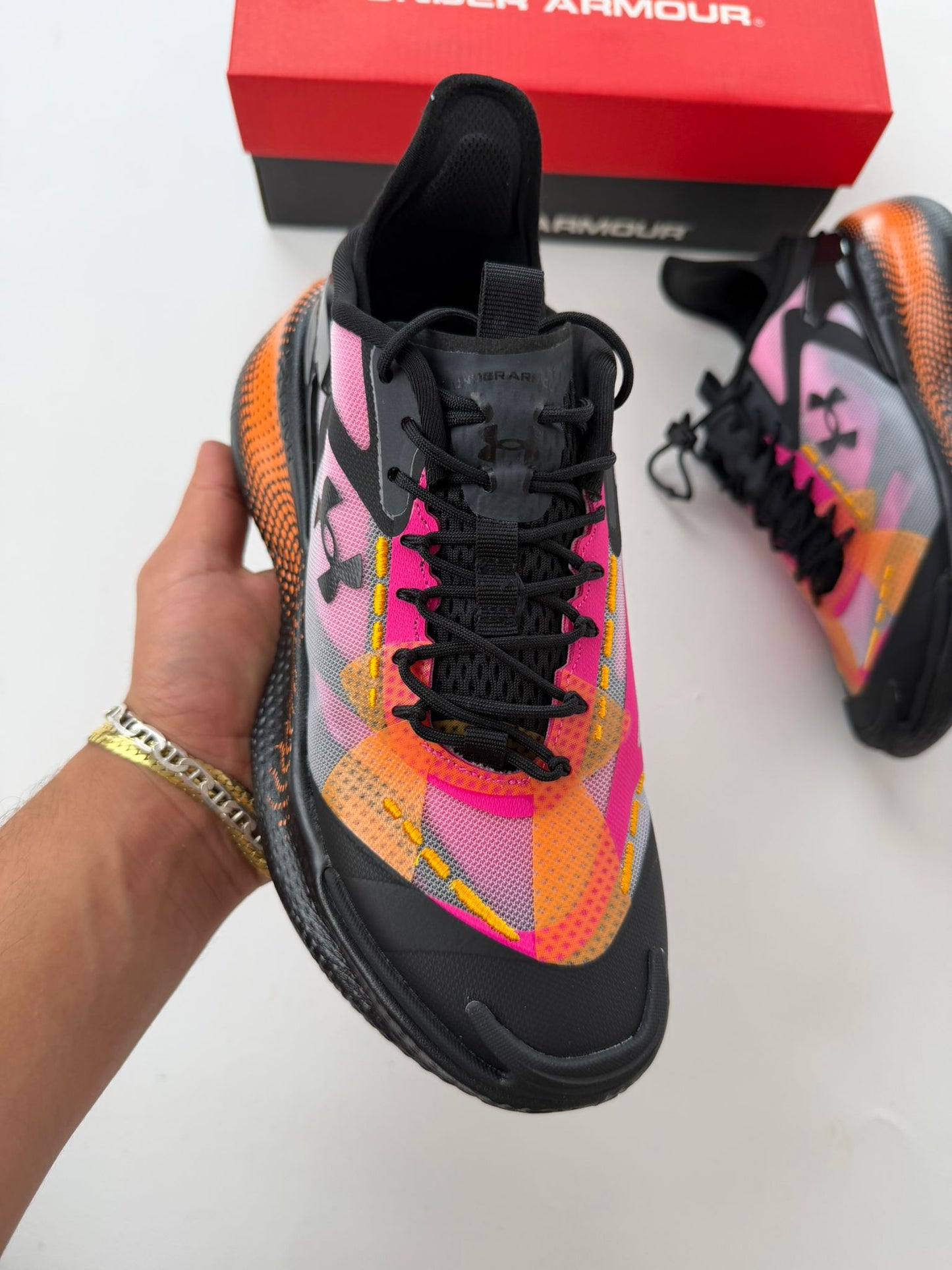 Zapatilla Under Armour 2026