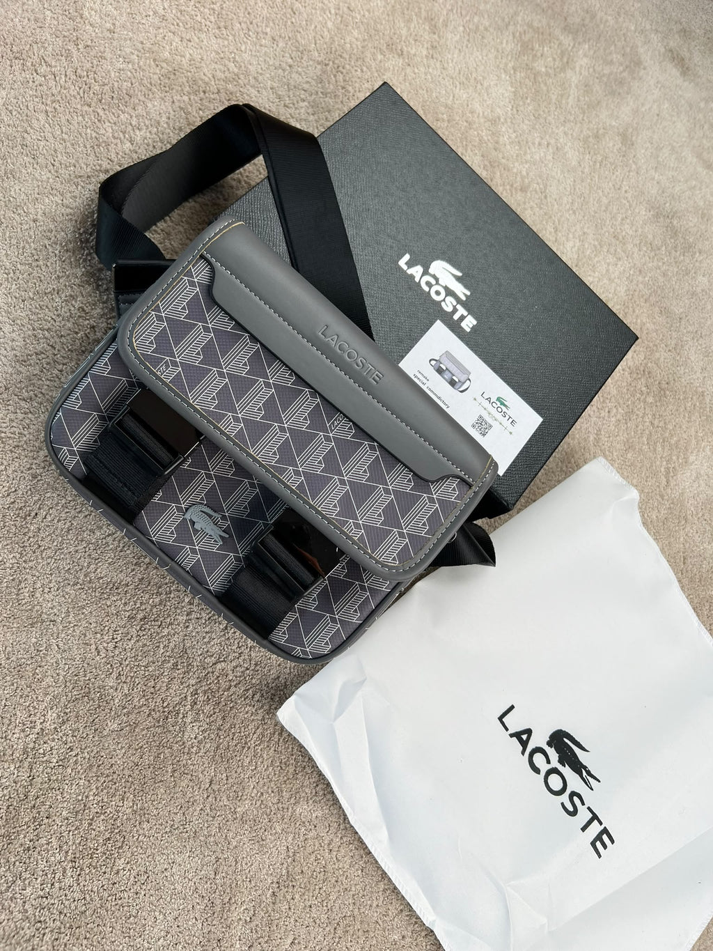 Bandolera Lacoste 2026