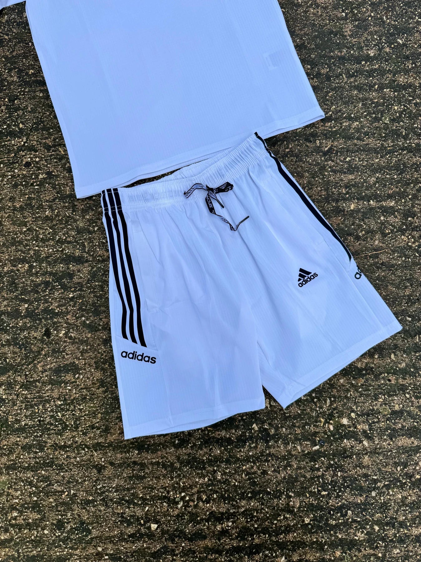 Conjunto Adidas