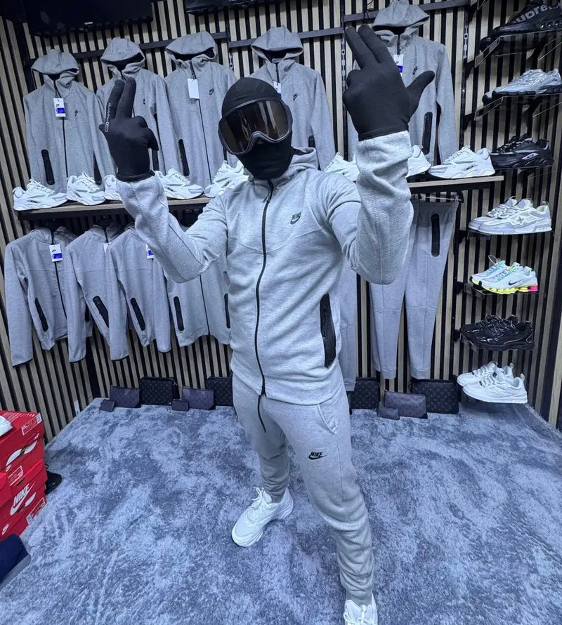 Chandal Nike Tech
