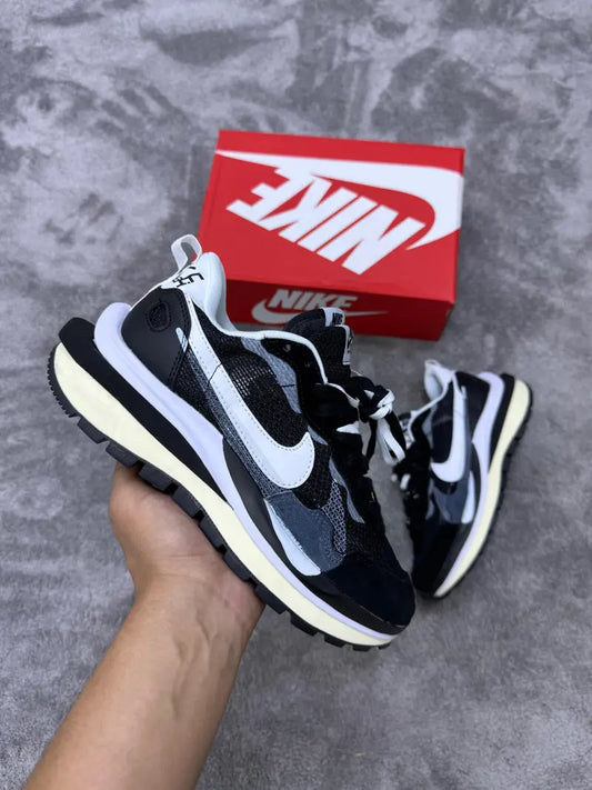 Zapatilla Nike X Scai Vaporwaffle
