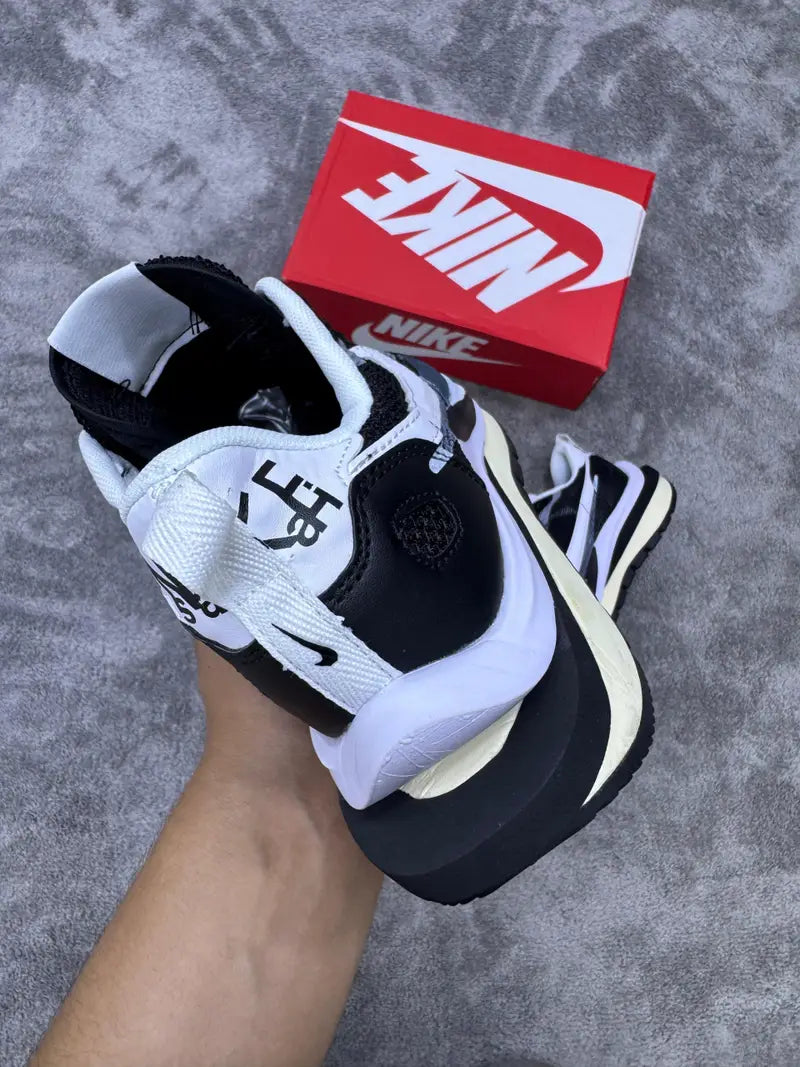 Zapatilla Nike X Scai Vaporwaffle