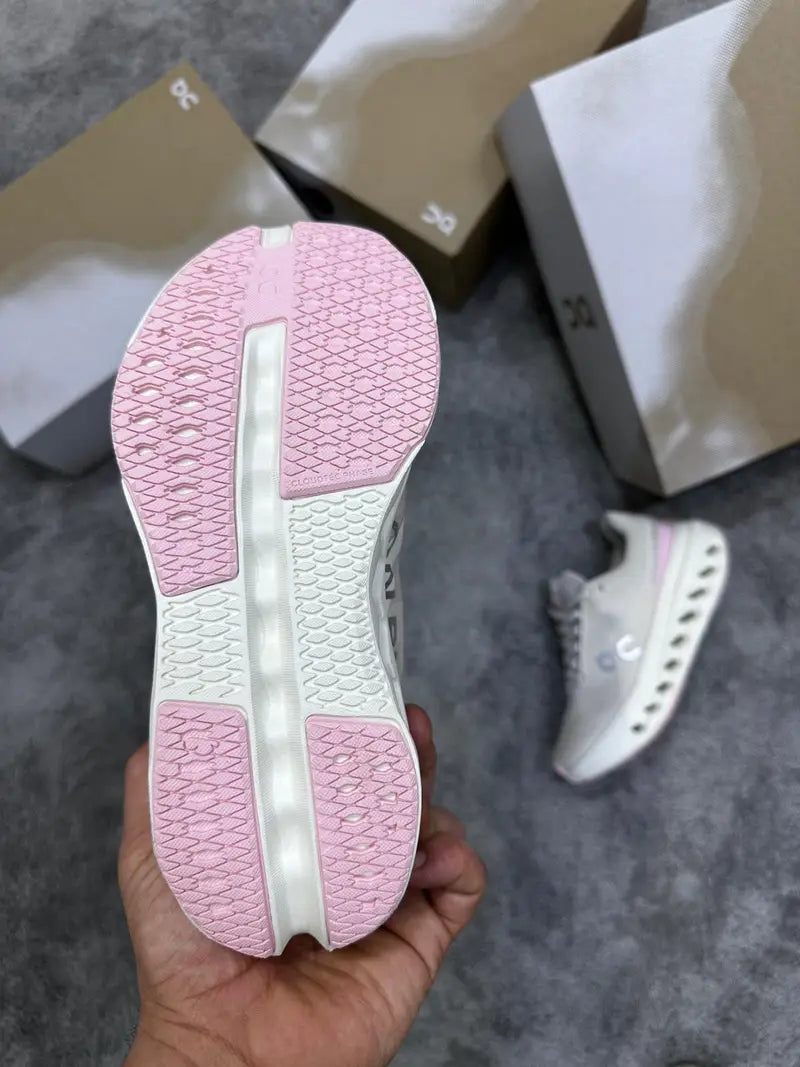 Zapatilla On Running Cloudsurfer