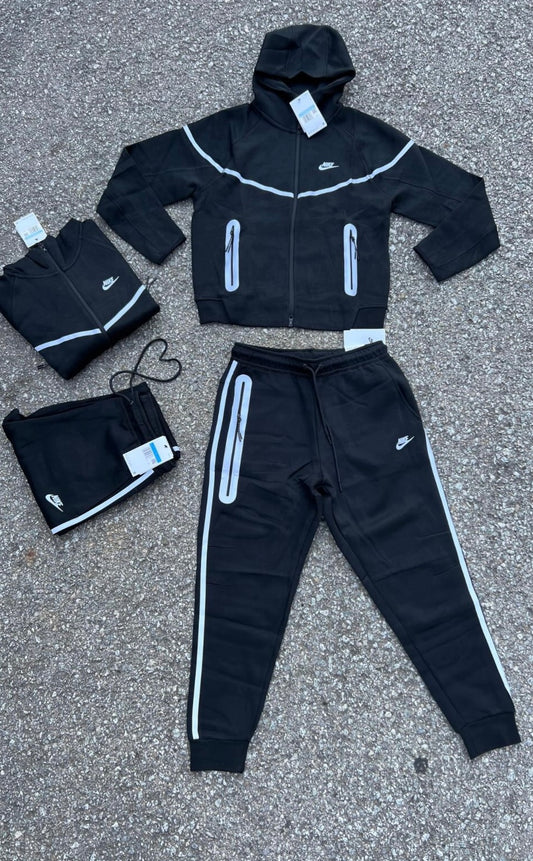 Chandal Nike Tech 2026