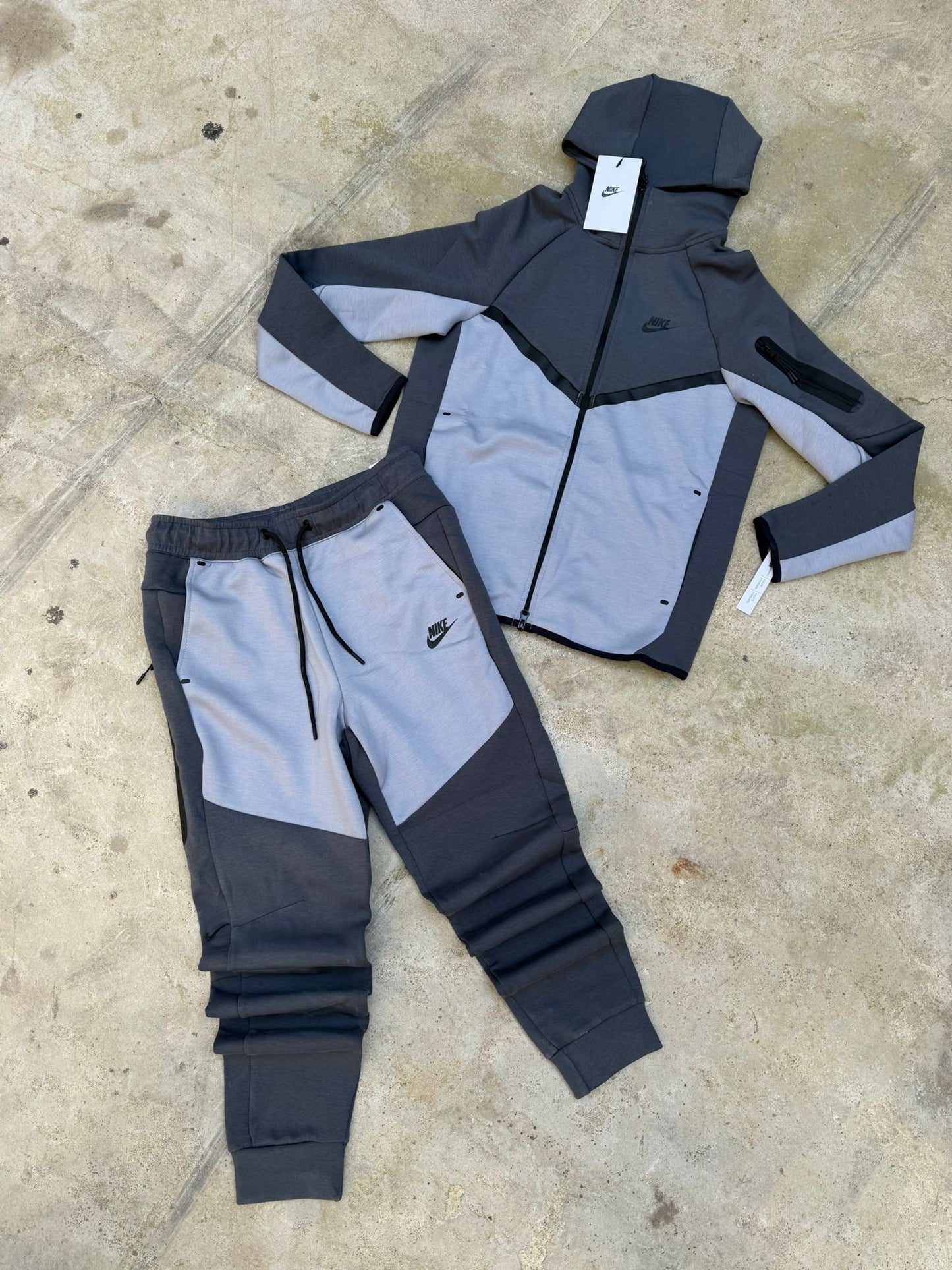 Chandal Nike Tech