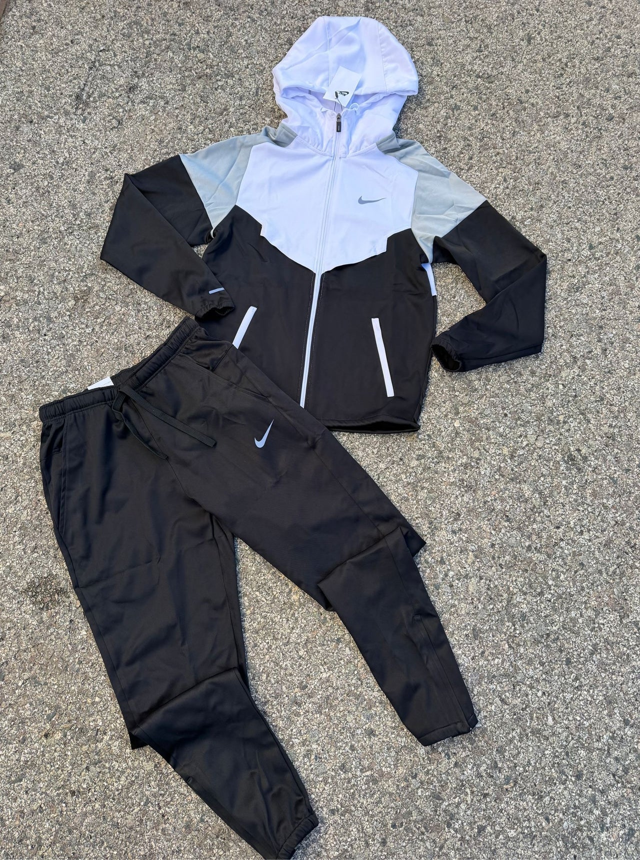 Chandal Nike Miler 2026