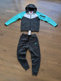 Chandal Nike Tech