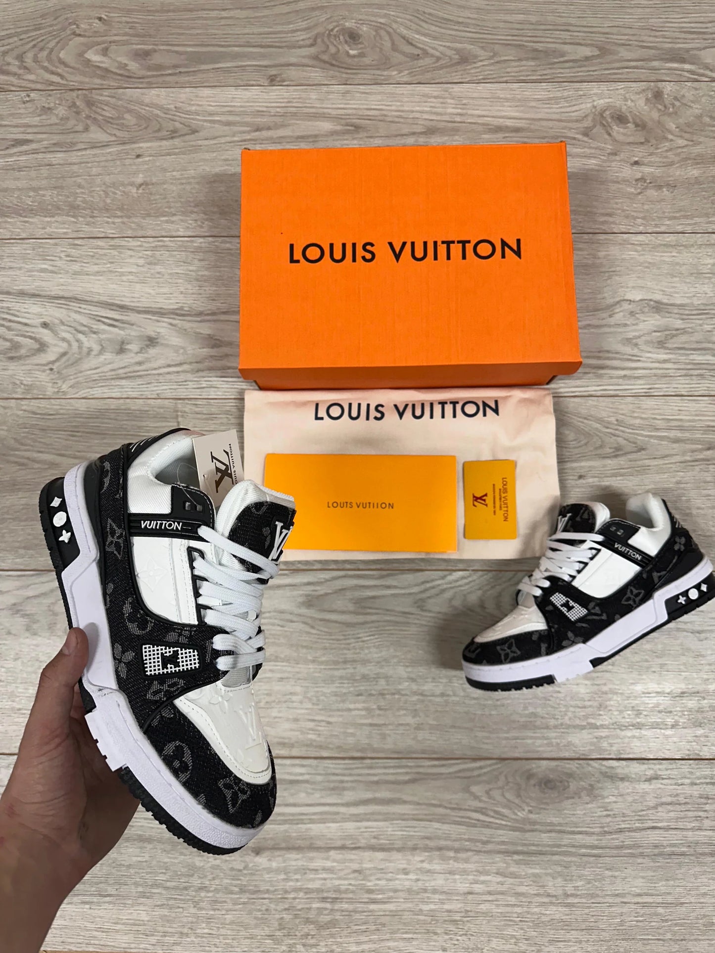 Zapatilla Louis Vuitton Trainer