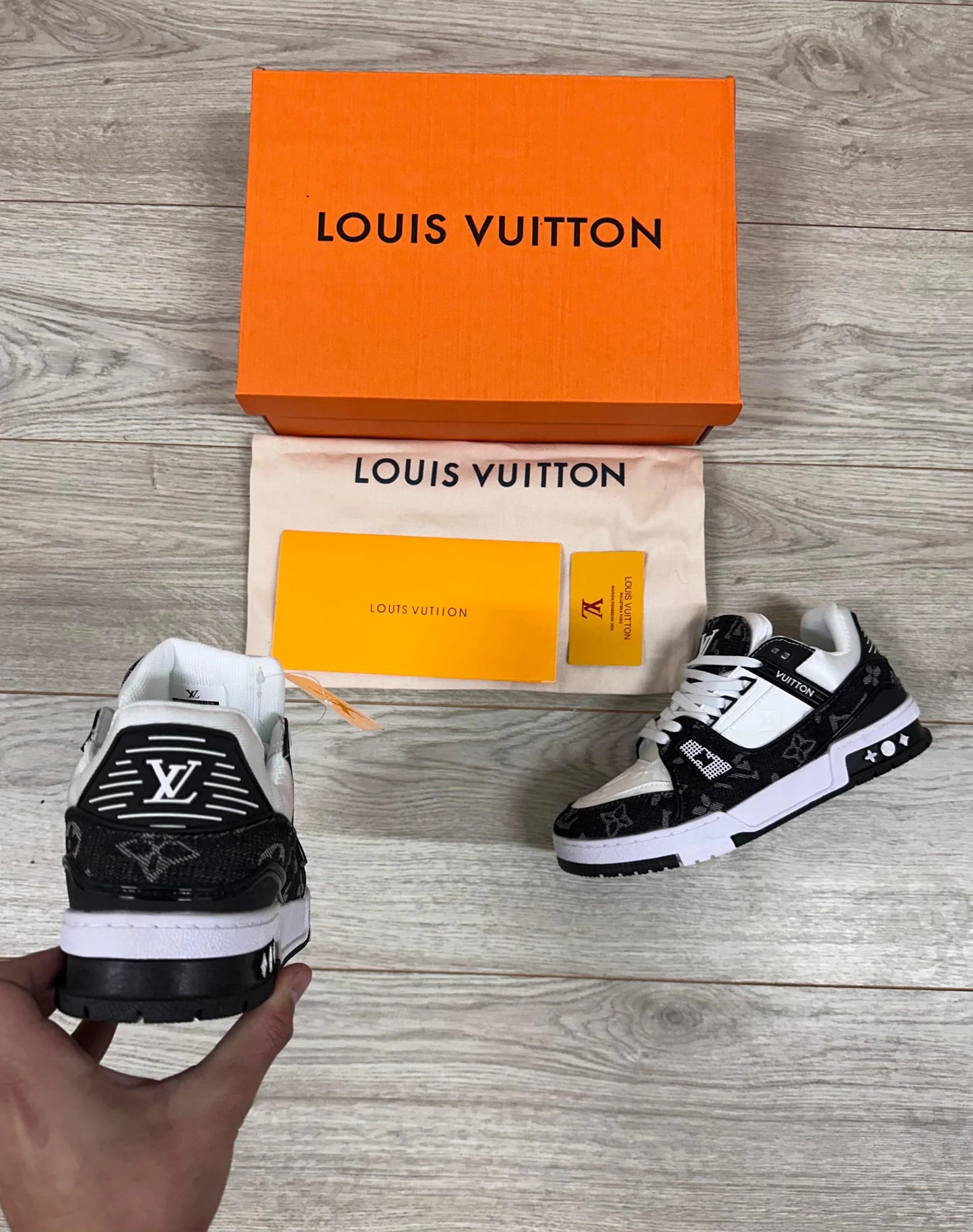 Zapatilla Louis Vuitton Trainer