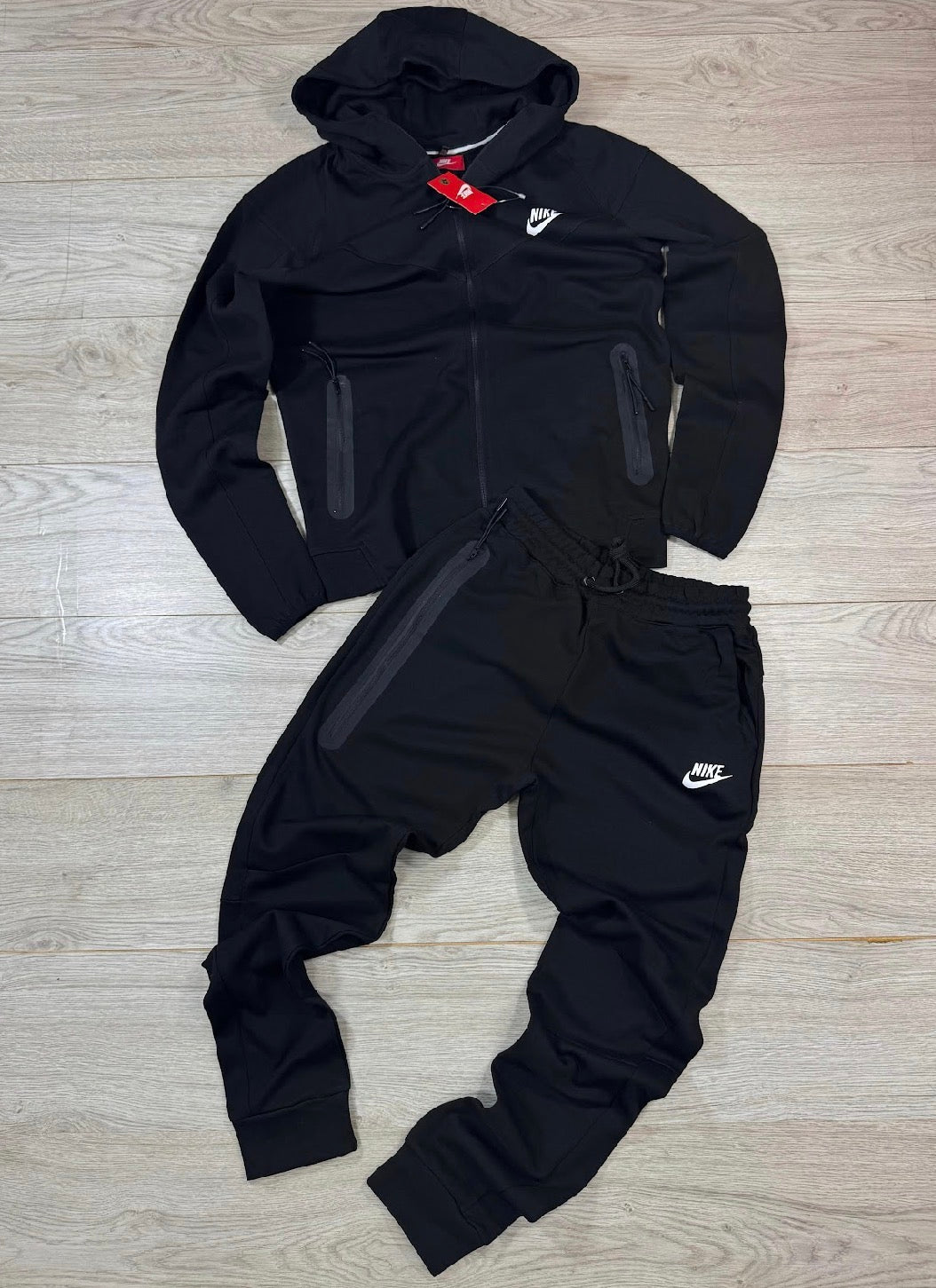Chandal Nike Tech