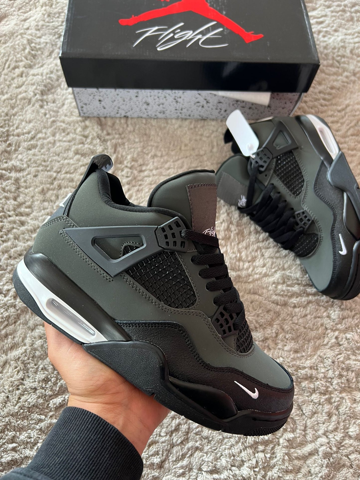 Zapatilla Nike Jordan Retro 4