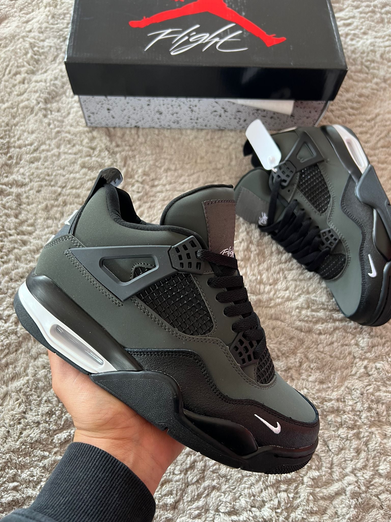 Zapatilla Nike Jordan Retro 4