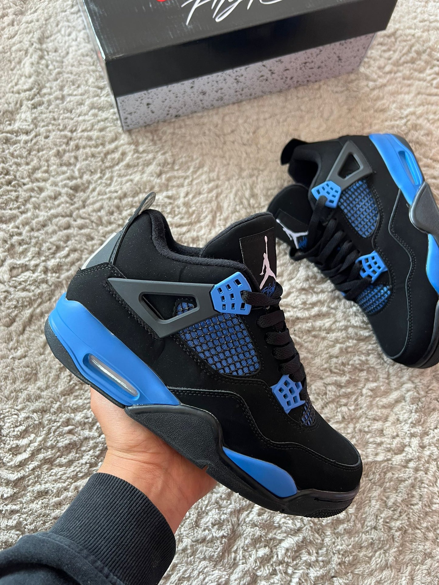 Zapatilla Jordan Retro 4