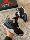 Zapatilla Jordan Retro 4