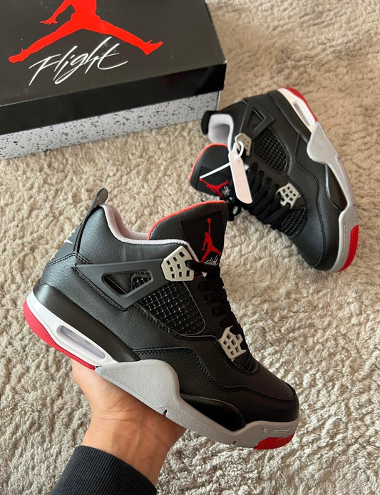Zapatilla Jordan Retro 4