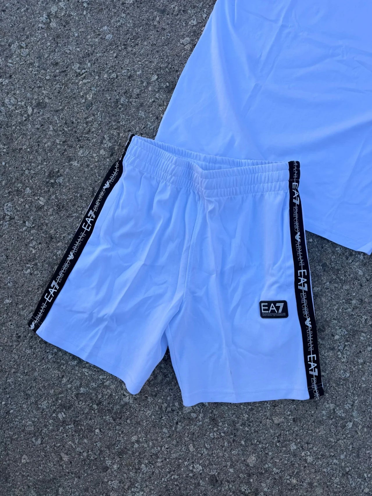 Conjunto Emporio Armani EA7