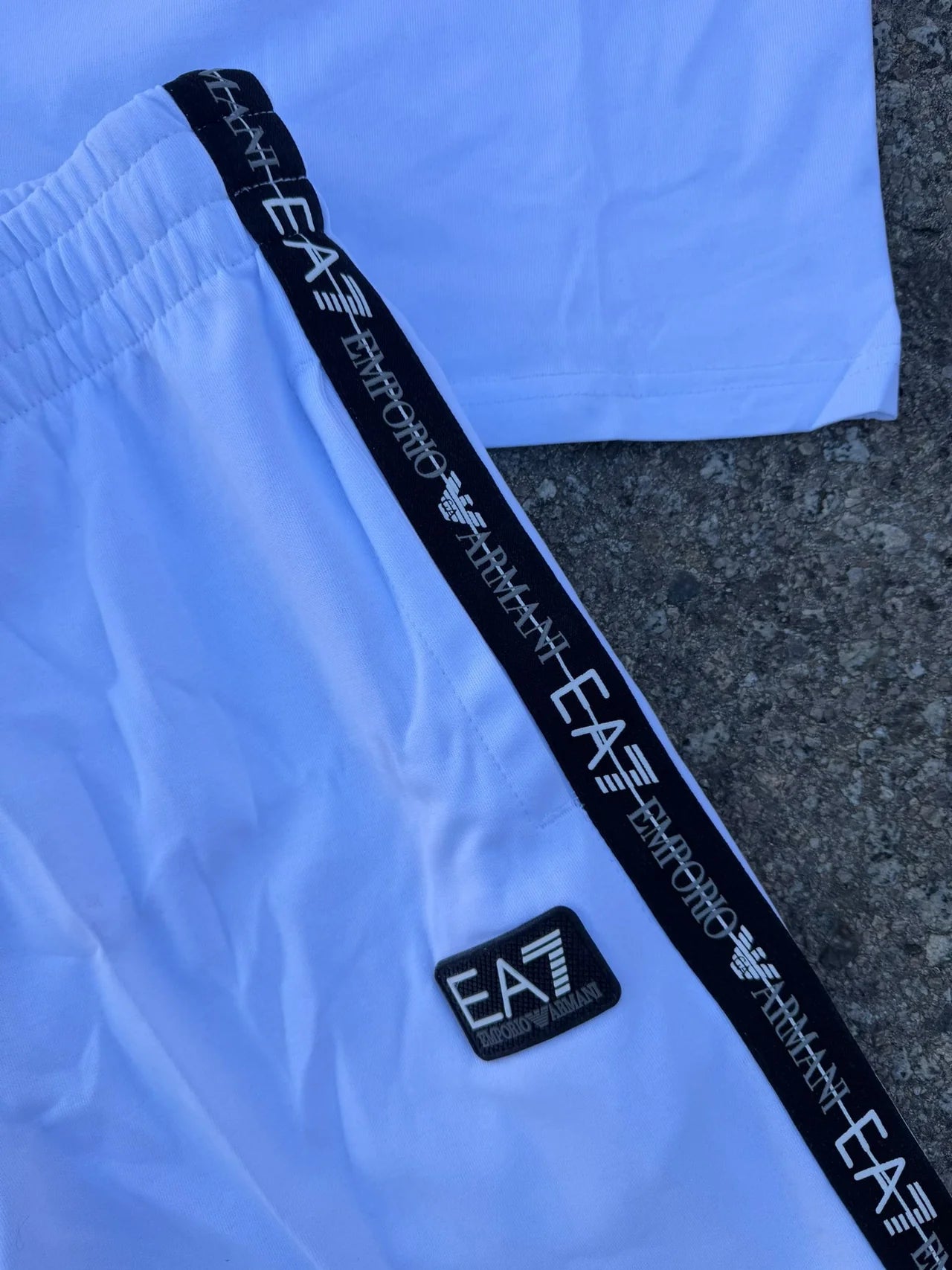 Conjunto Emporio Armani EA7