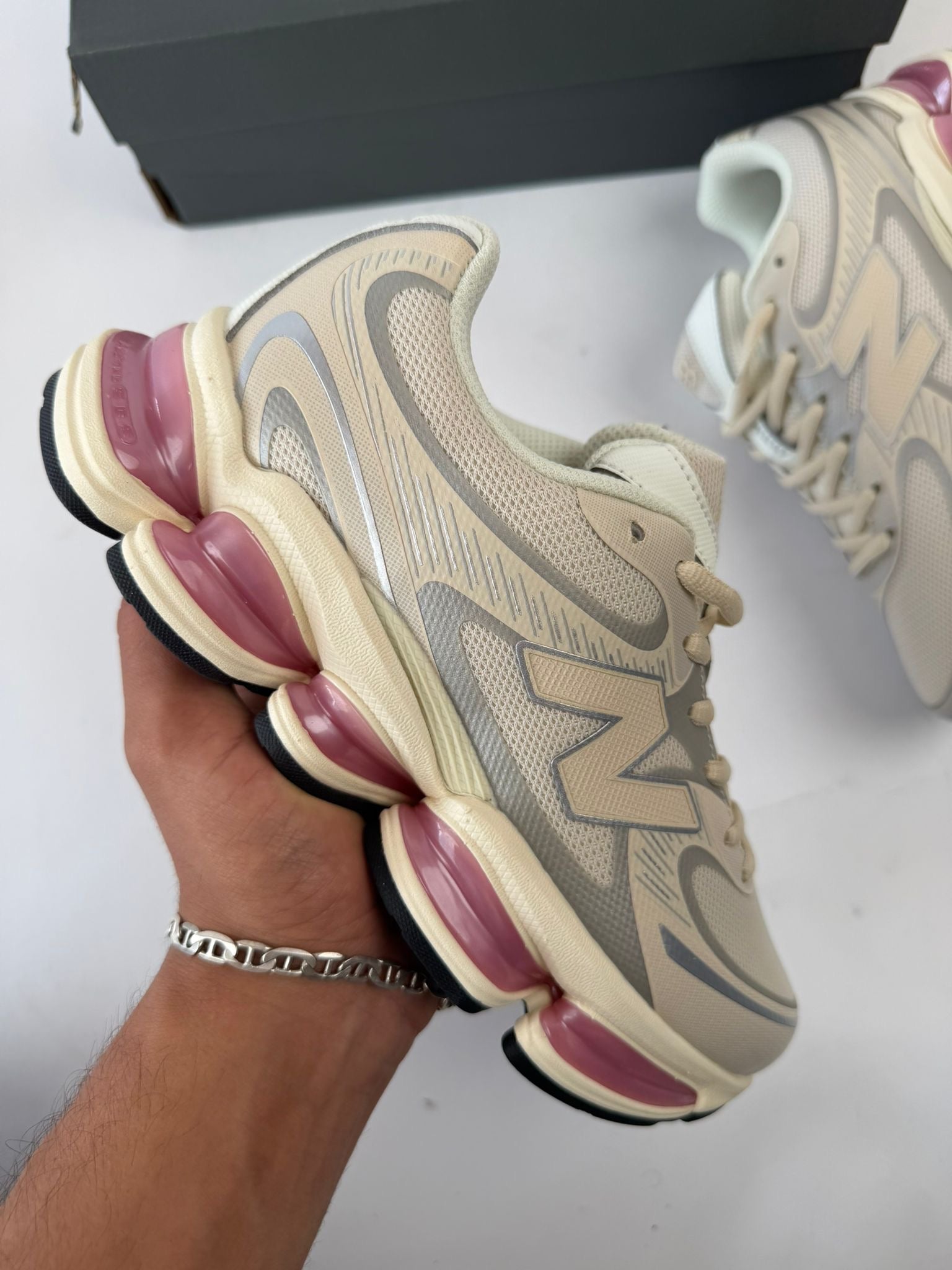 Zapatilla New Balance 2000