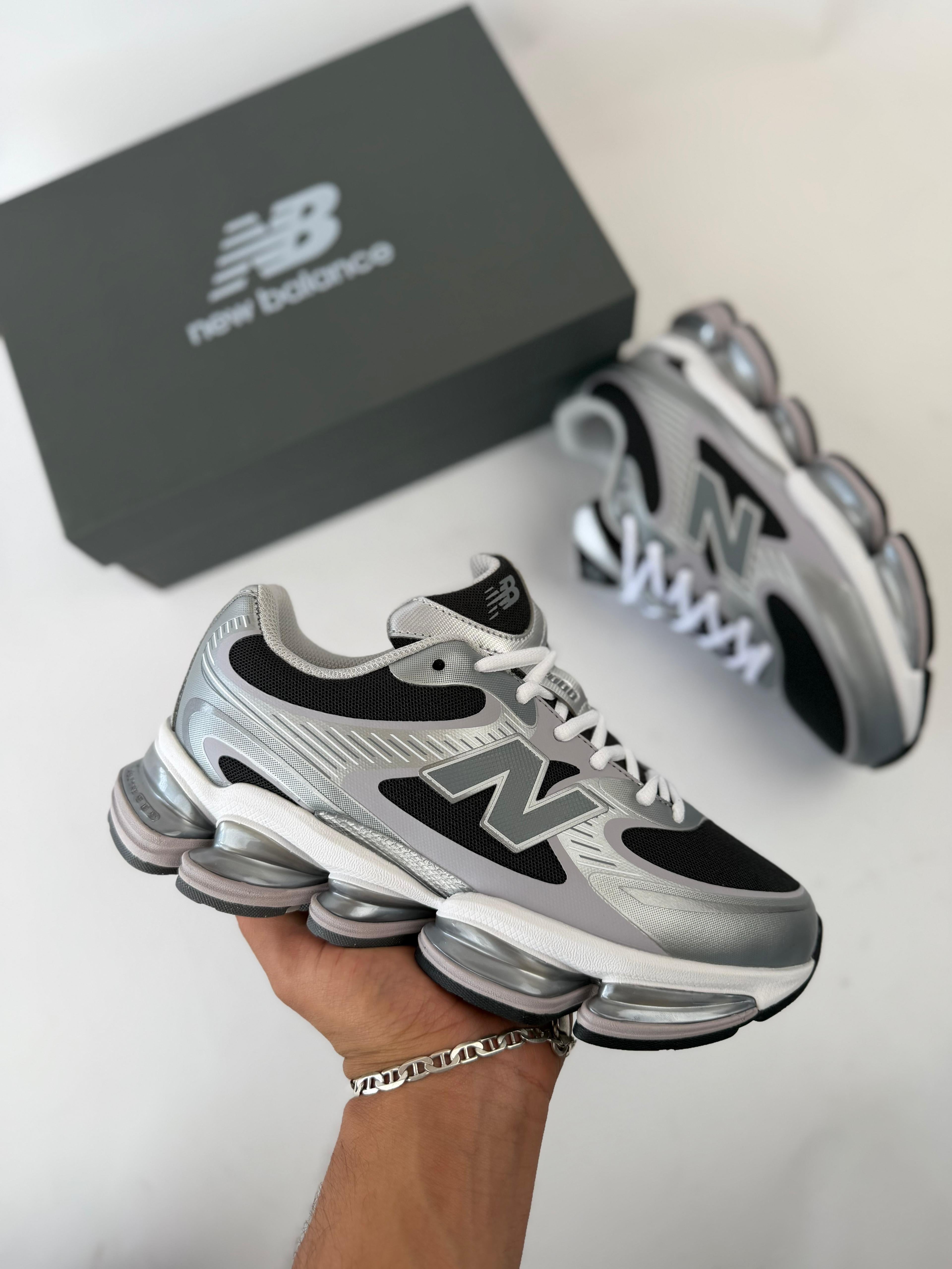 Zapatilla New Balance 2000