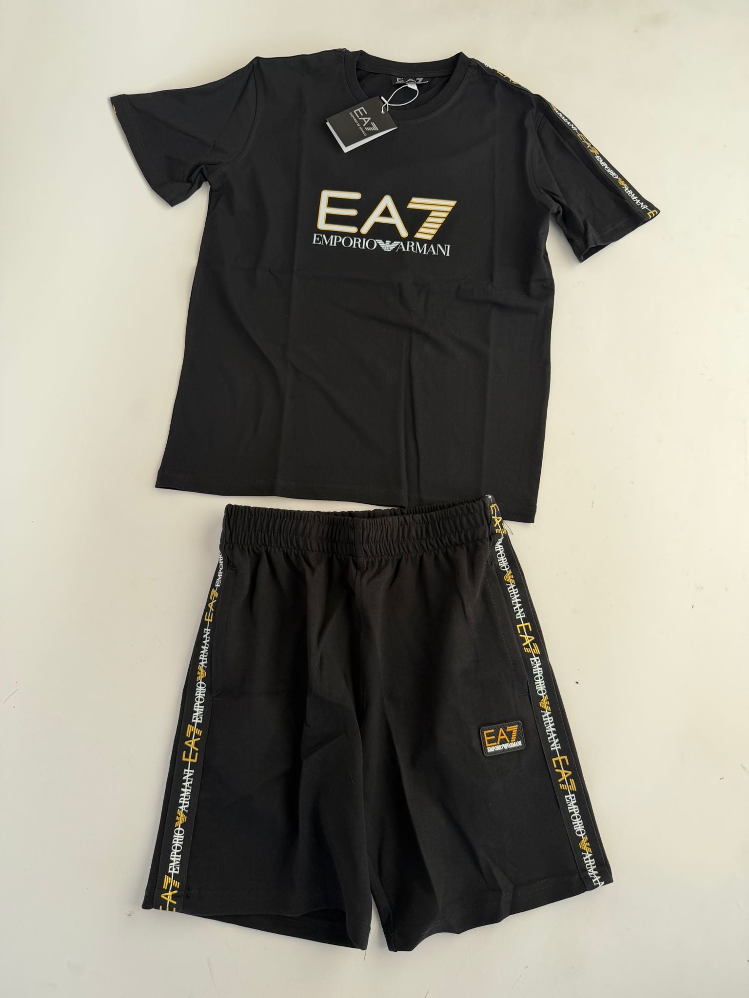 Conjunto Emporio Armani EA7 2026