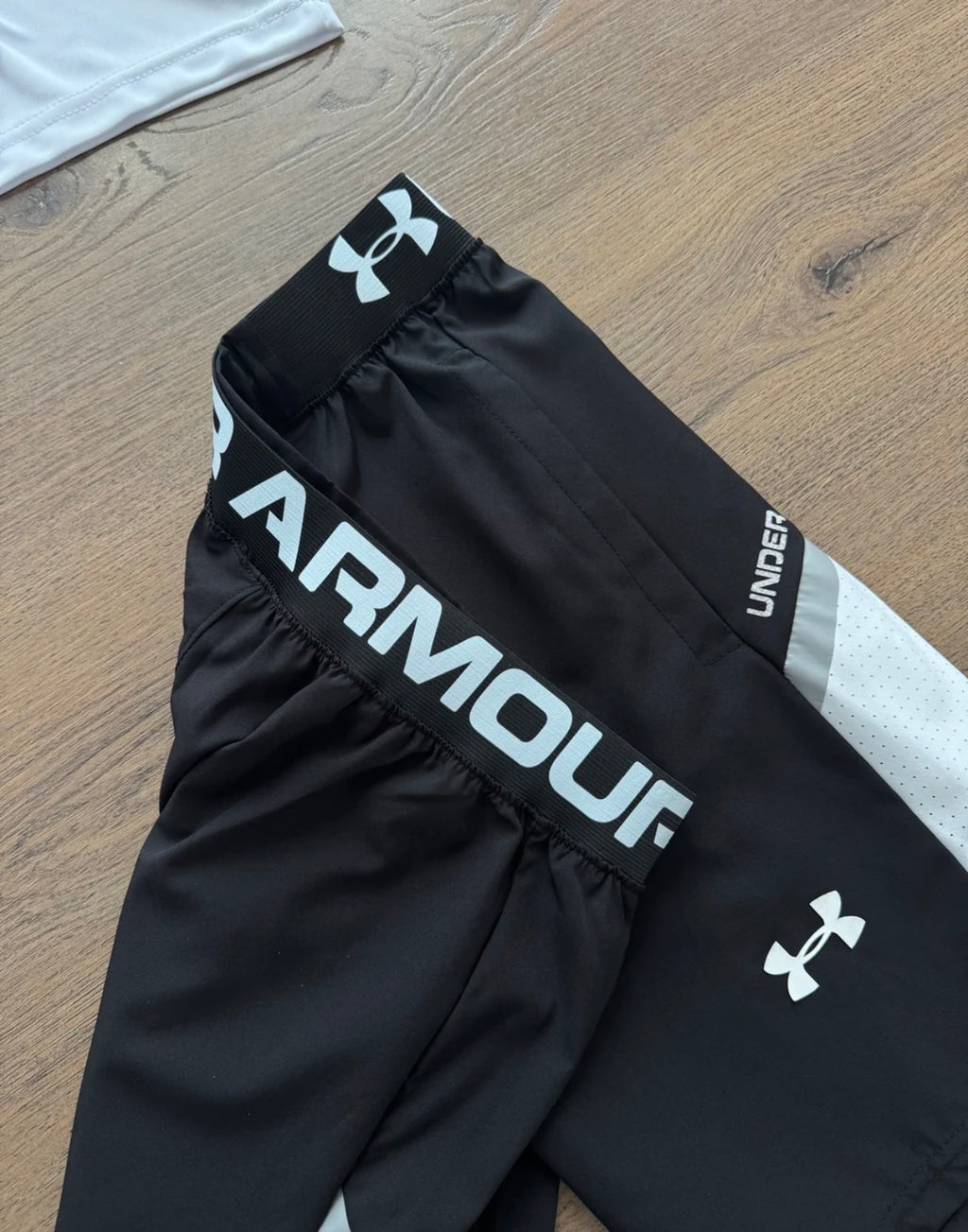 Conjunto Under Armour 2026