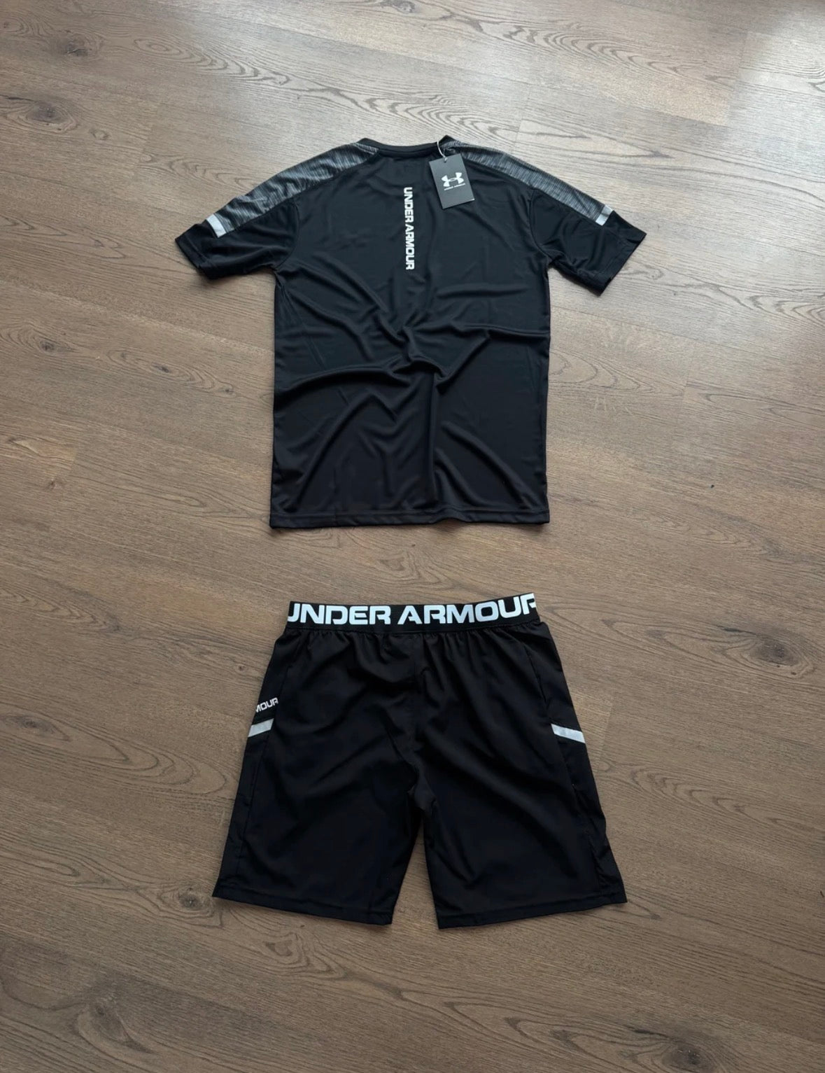 Conjunto Under Armour 2026