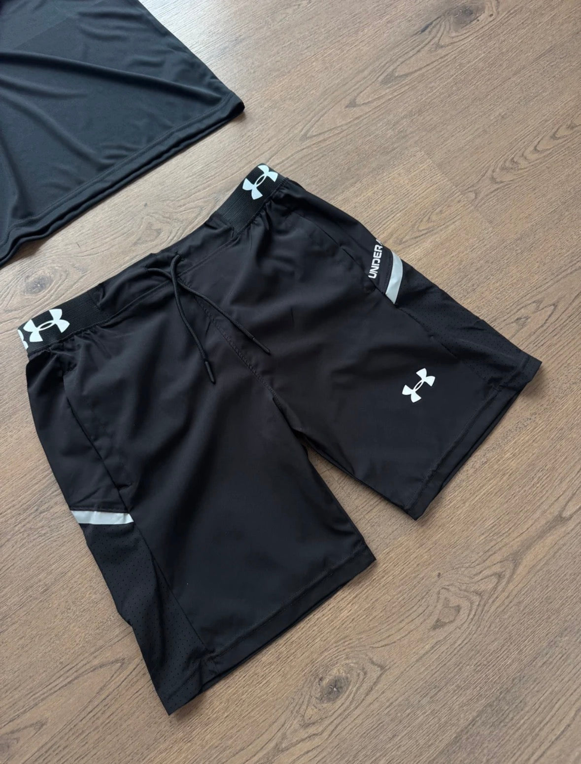Conjunto Under Armour 2026
