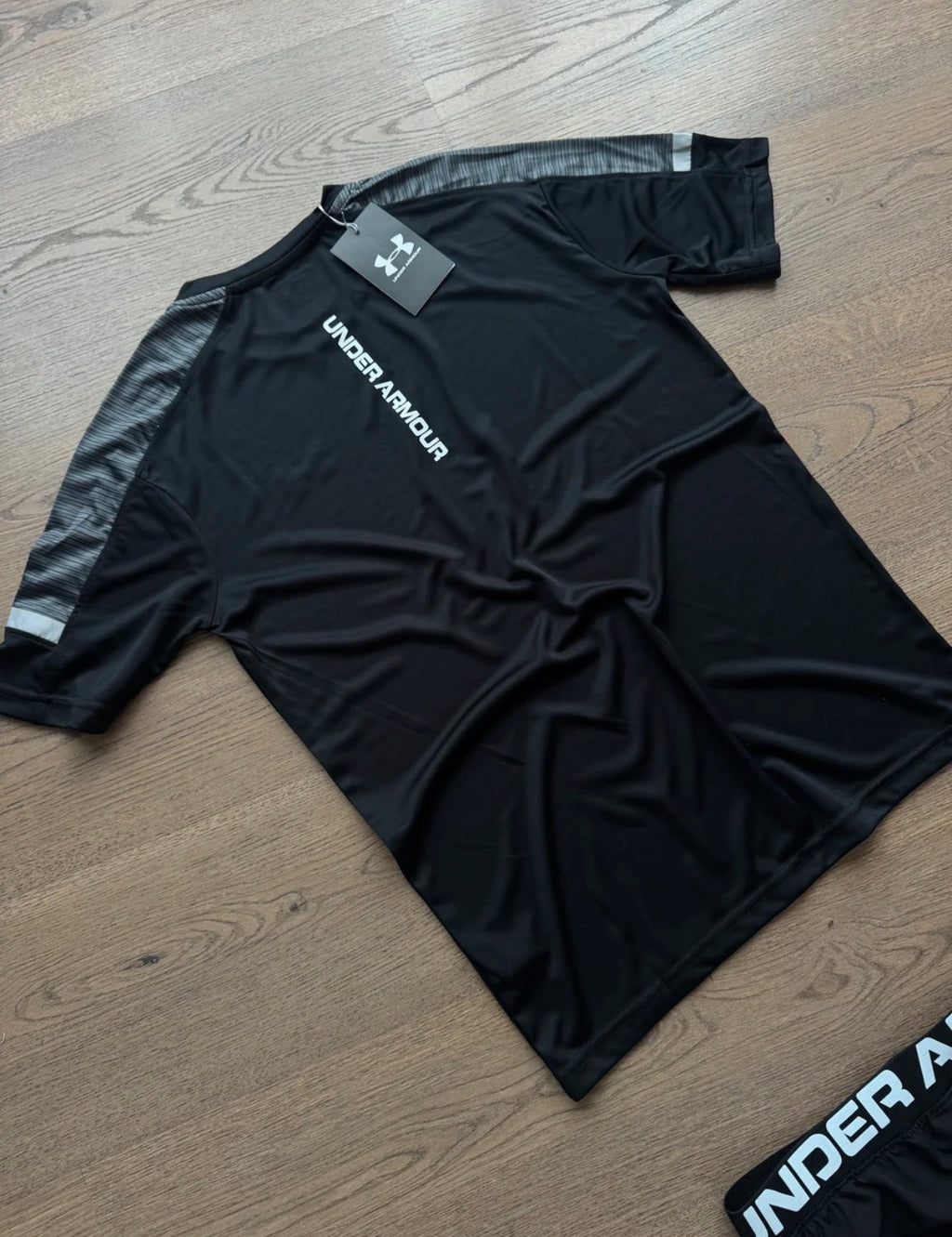 Conjunto Under Armour 2026
