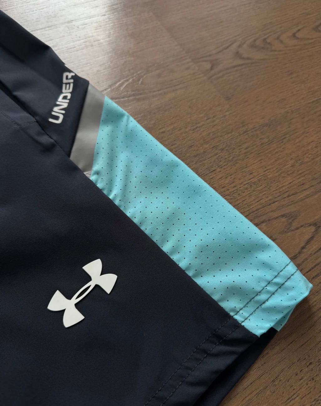 Conjunto Under Armour 2026