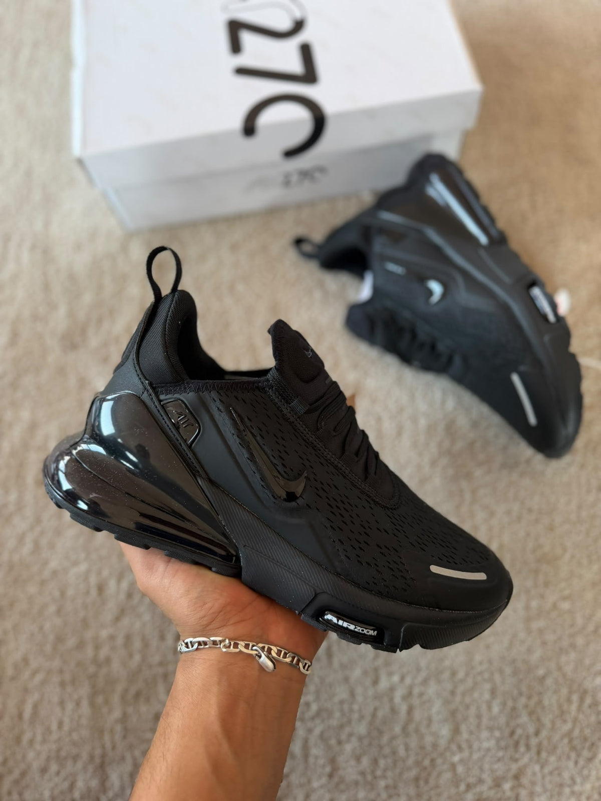 Zapatilla Nike AirMax 270
