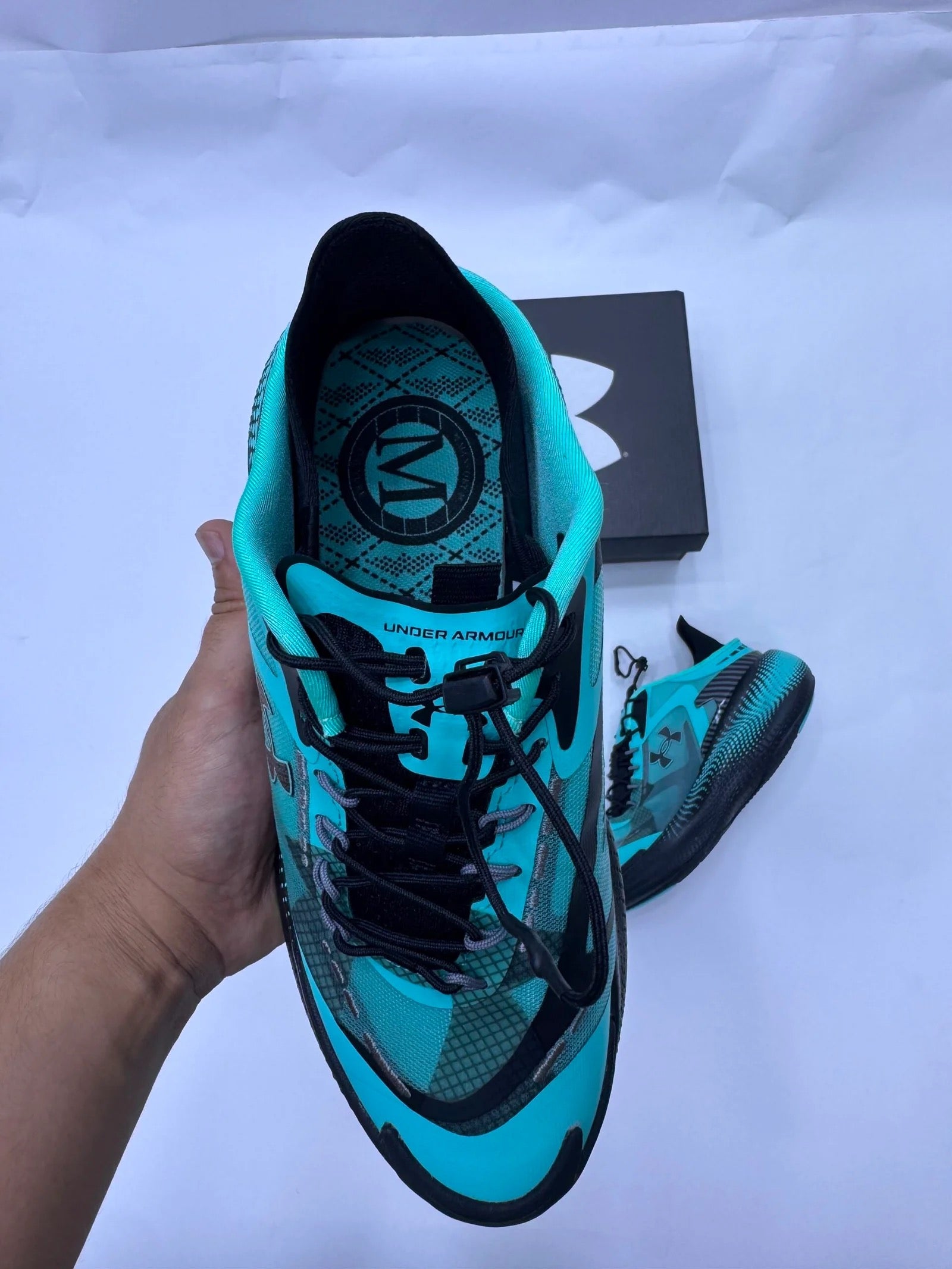 Zapatilla Under Armour 2026