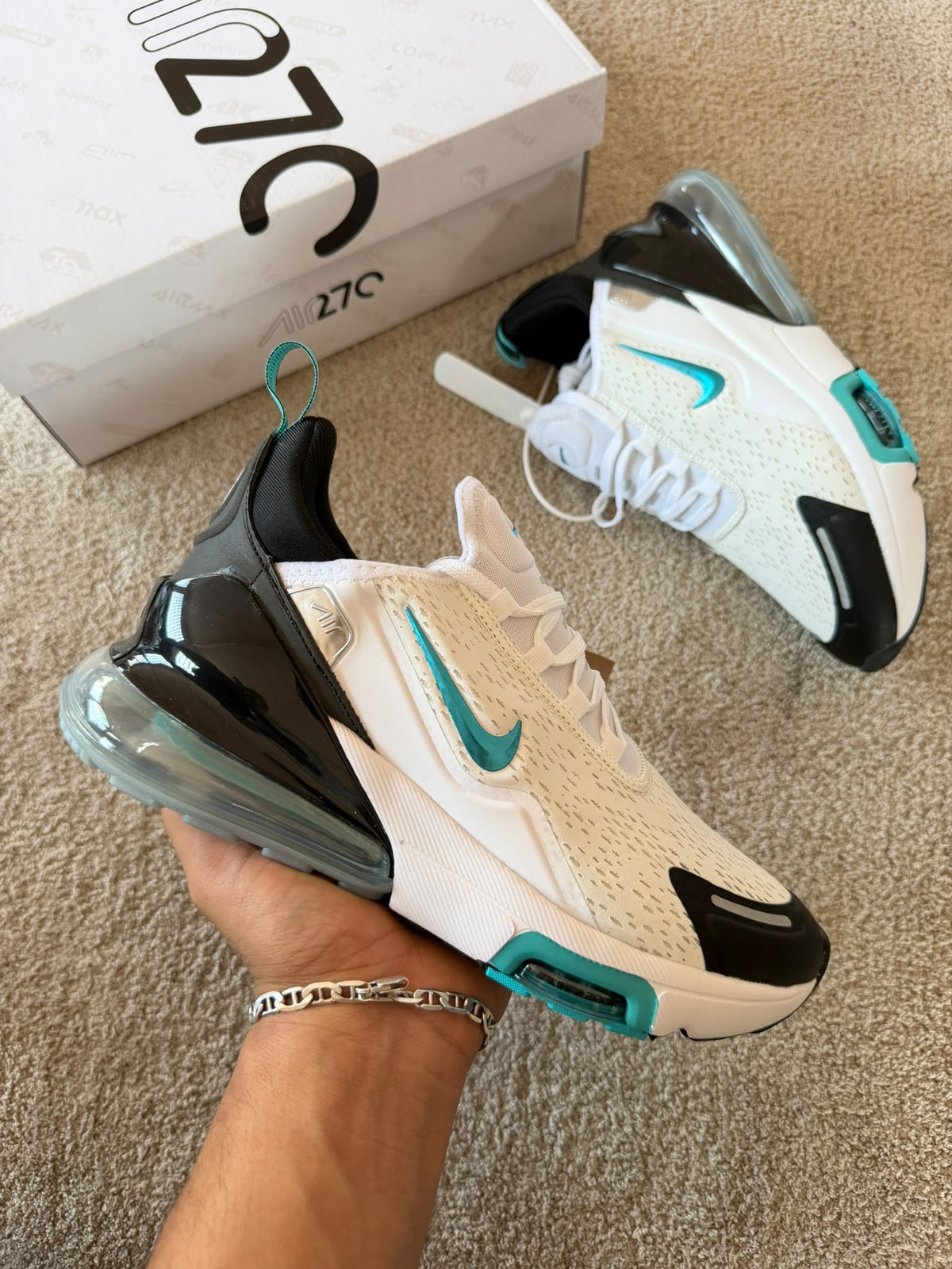 Zapatilla Nike AirMax 270