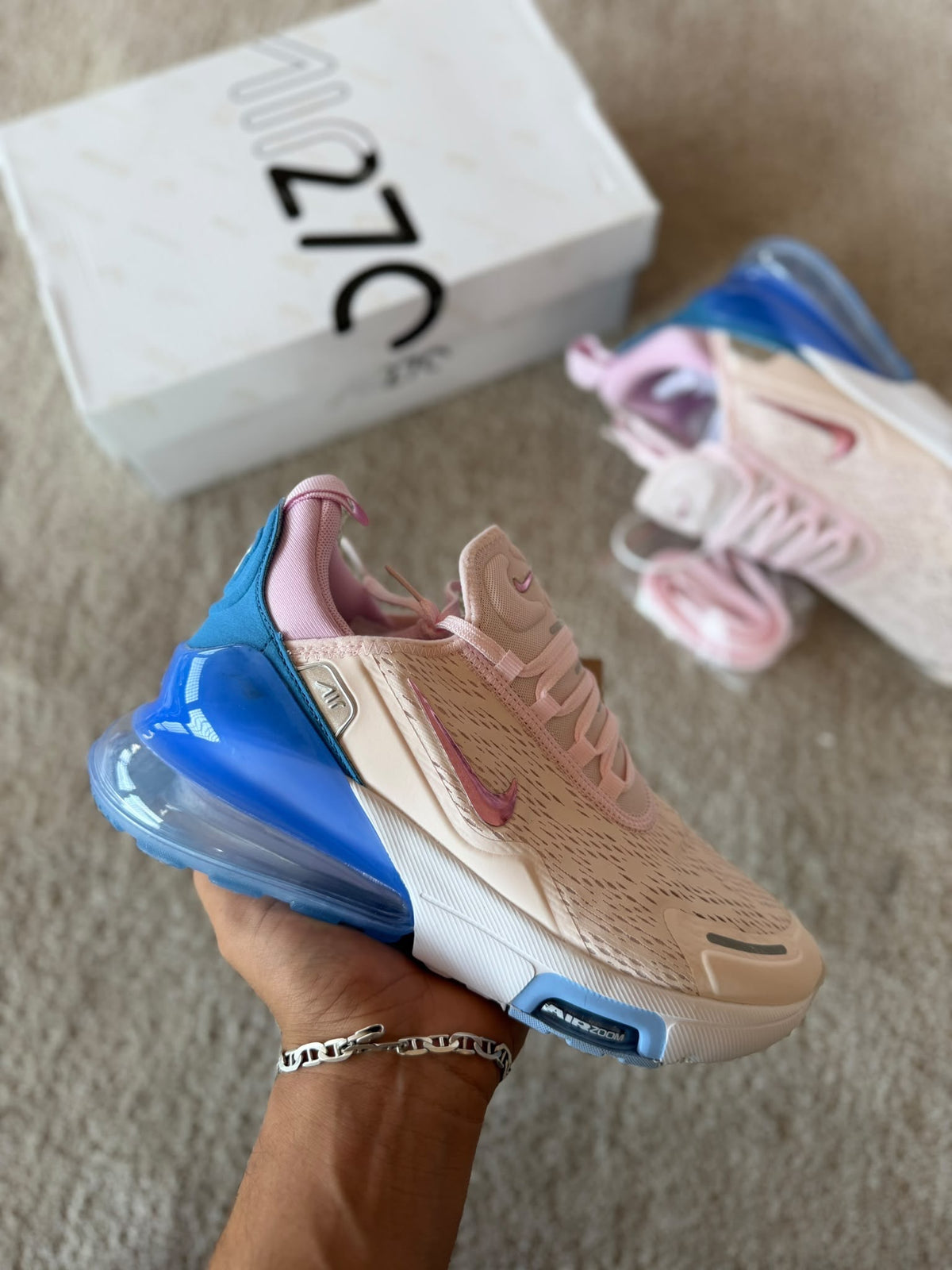 Zapatilla Nike AirMax 270