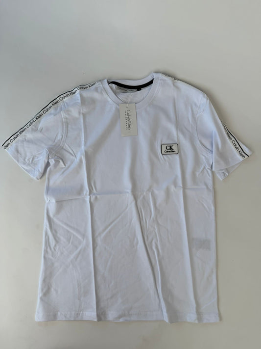 Camiseta Calvin Klein 2026