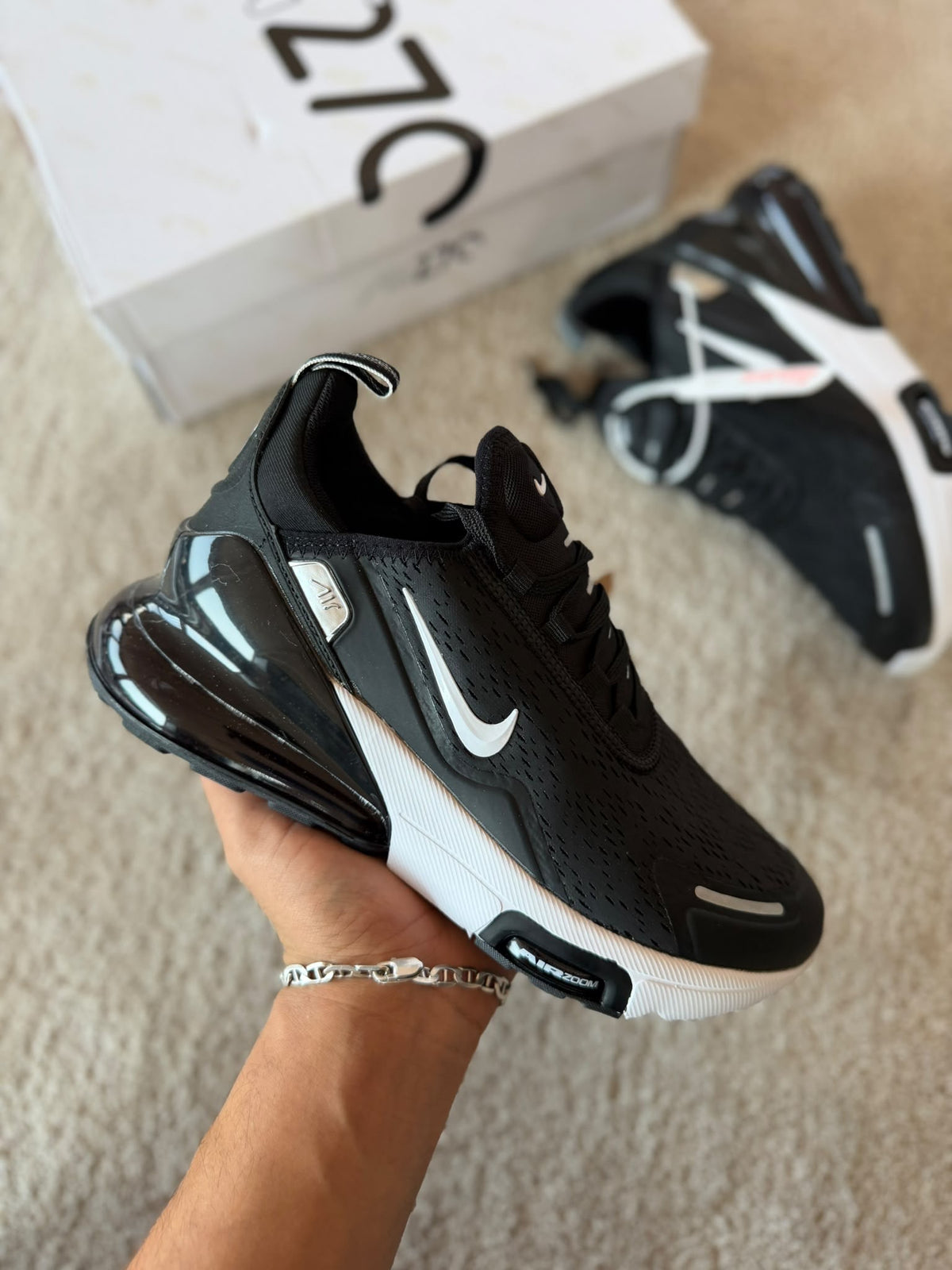 Zapatilla Nike AirMax 270