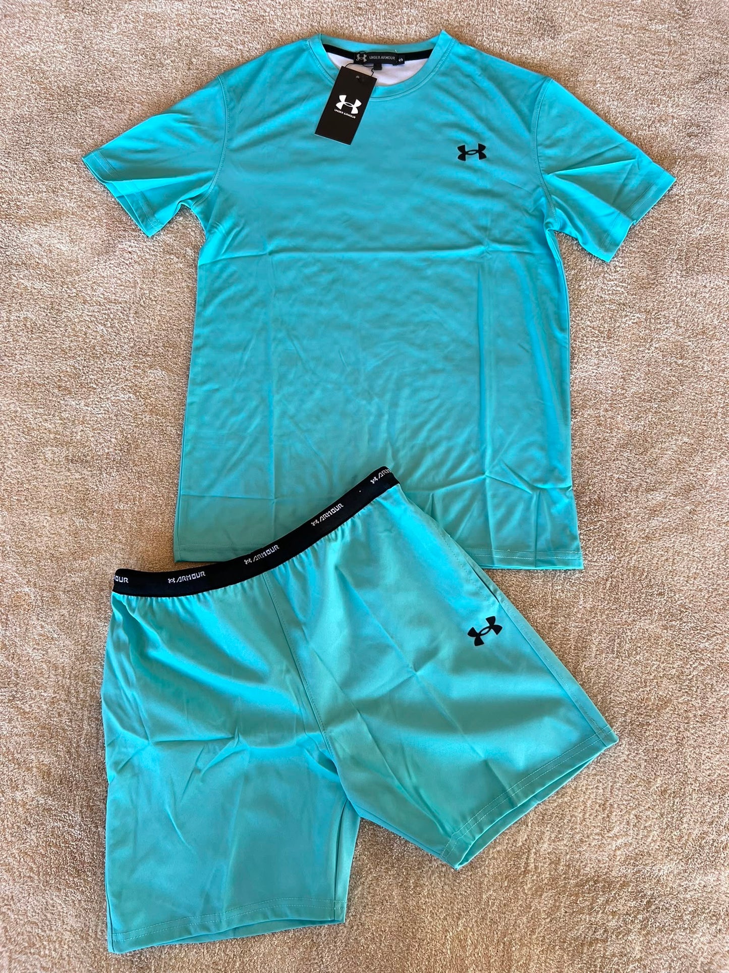 Conjunto Under Armour 2026