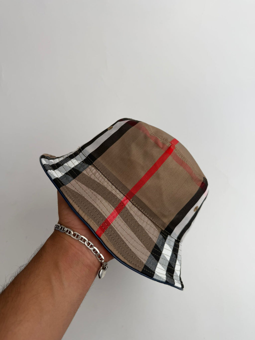 Gorro Tipo Pescador Burberry