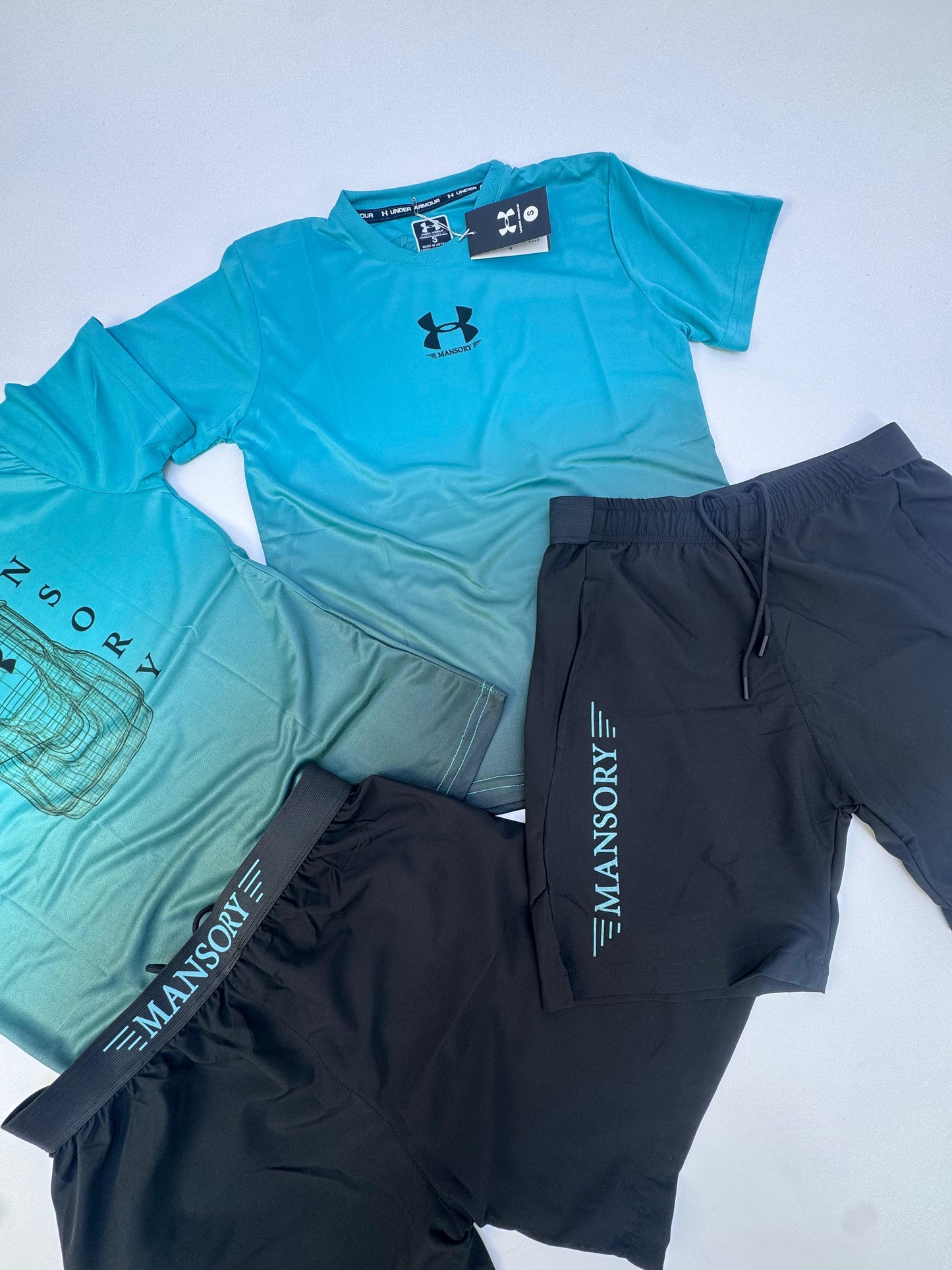 Conjunto Mansory x Under Armour 2026