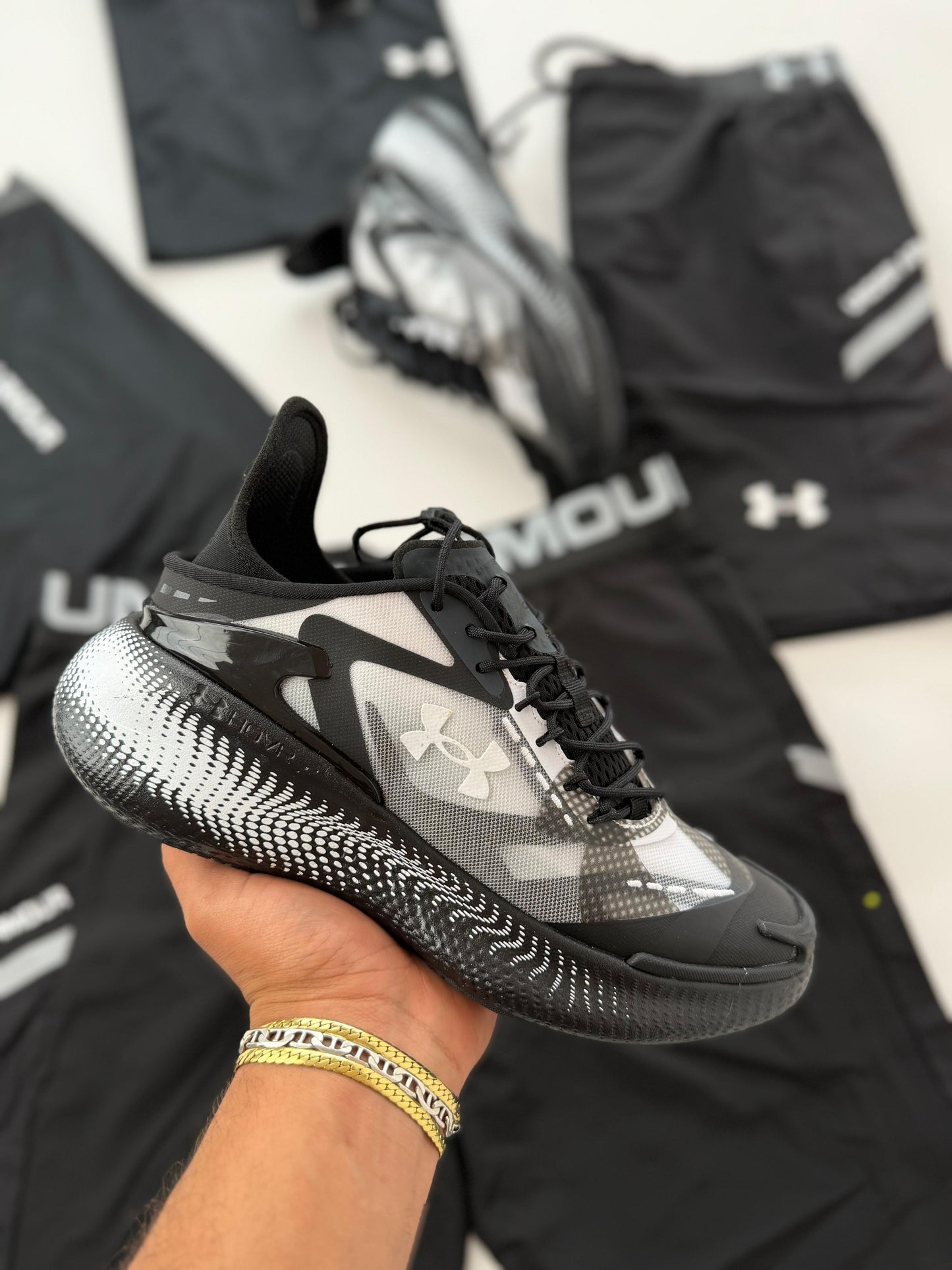 Zapatilla Under Armour 2026