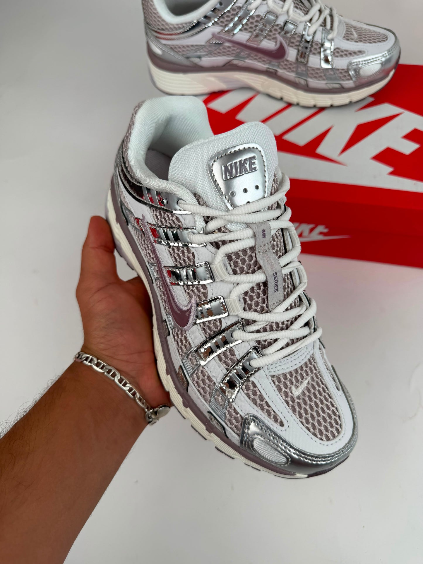 Zapatilla Nike P6000
