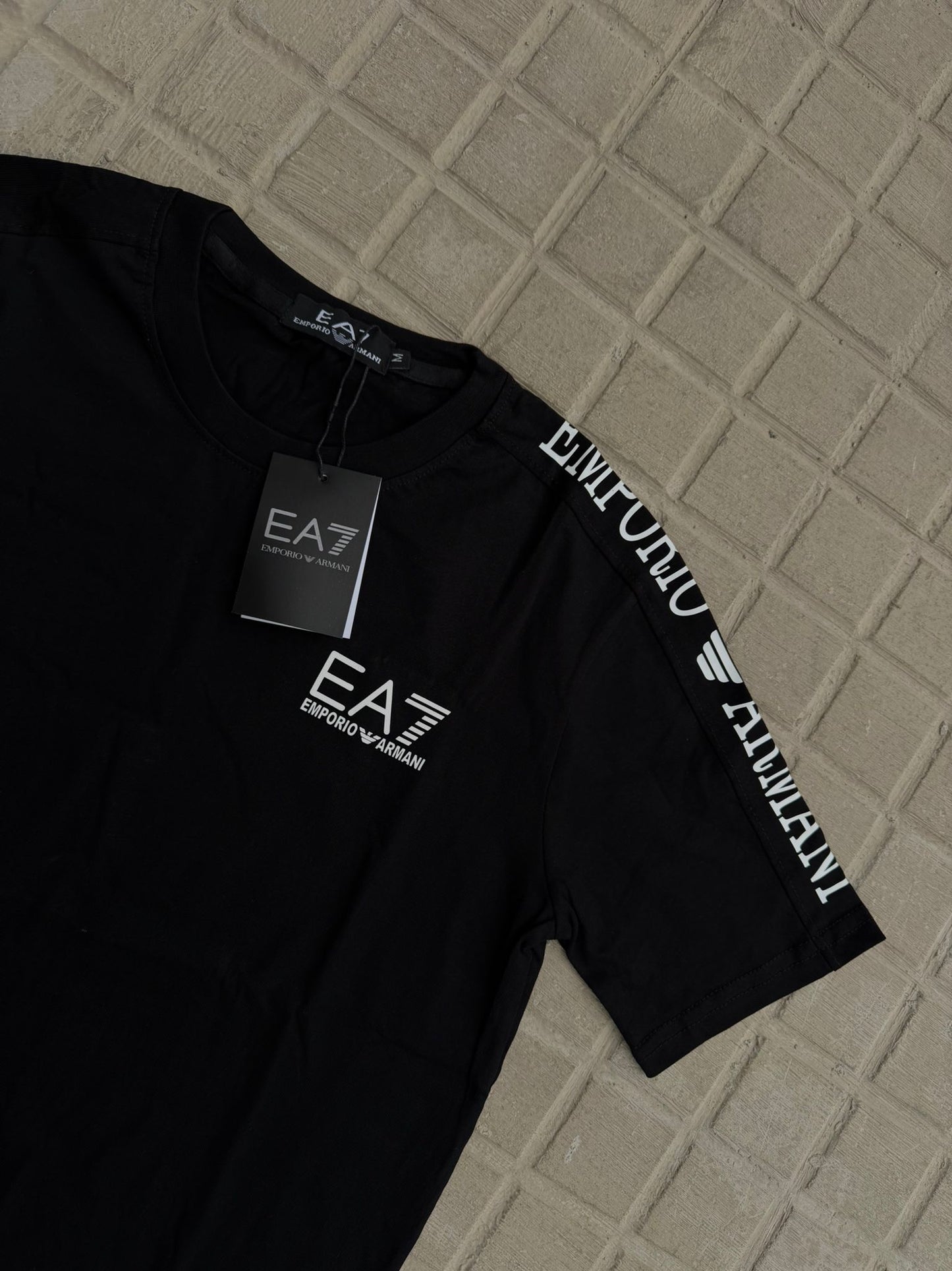 Conjunto Emporio Armani EA7