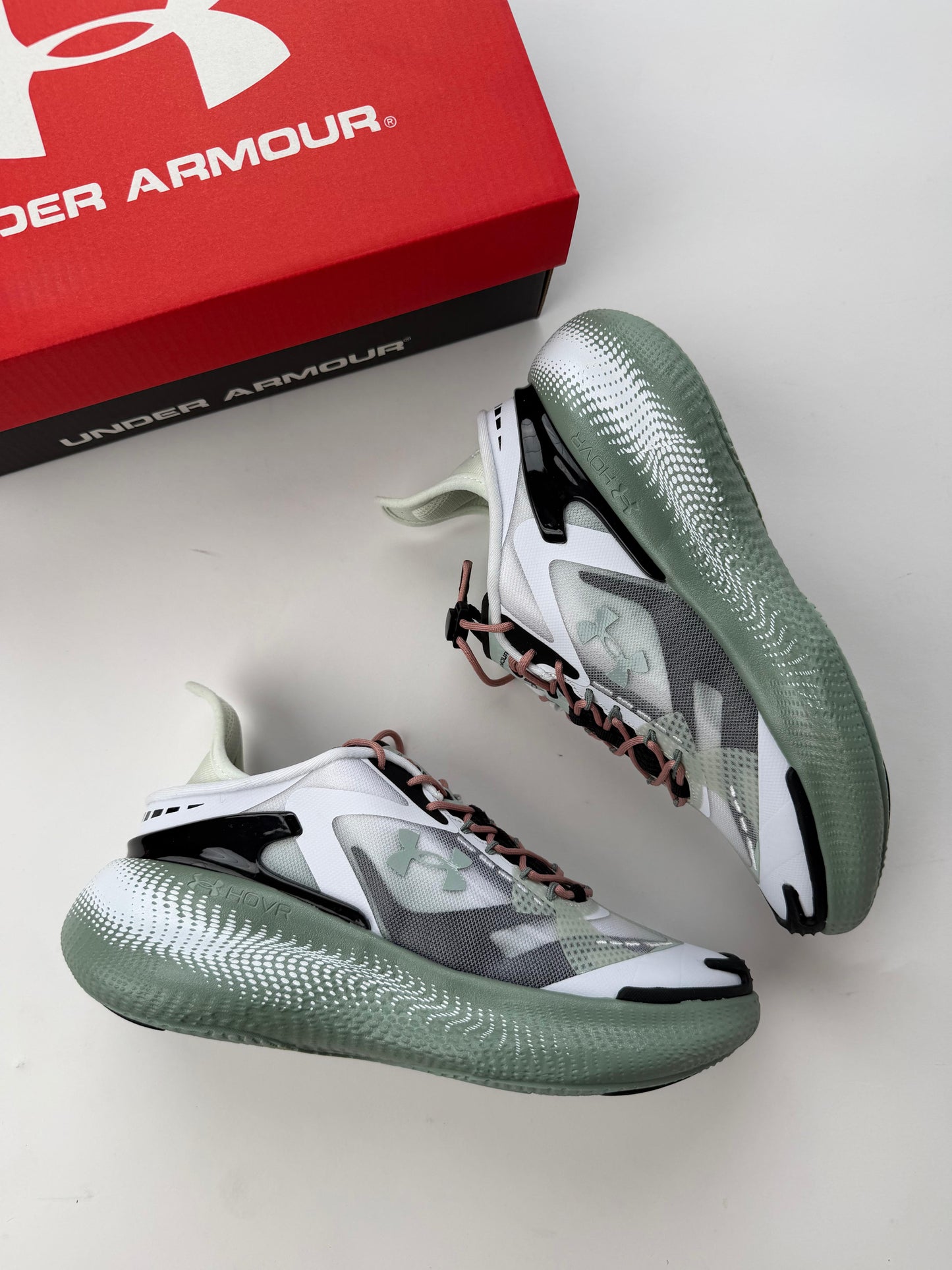 Zapatilla Under Armour 2026