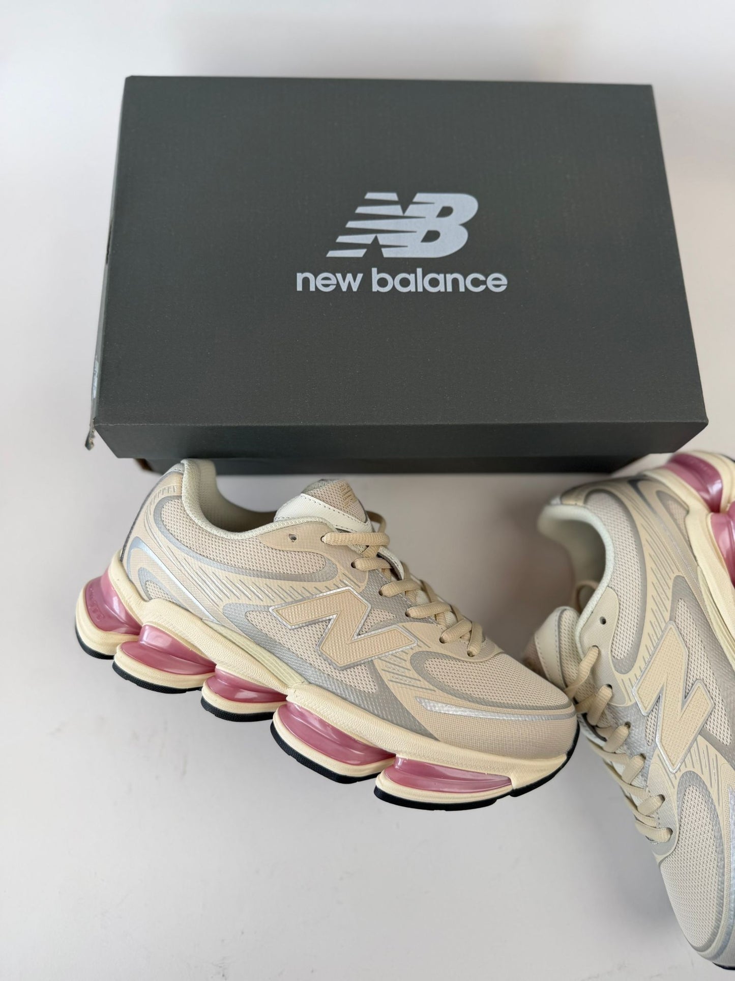 Zapatilla New Balance 2000