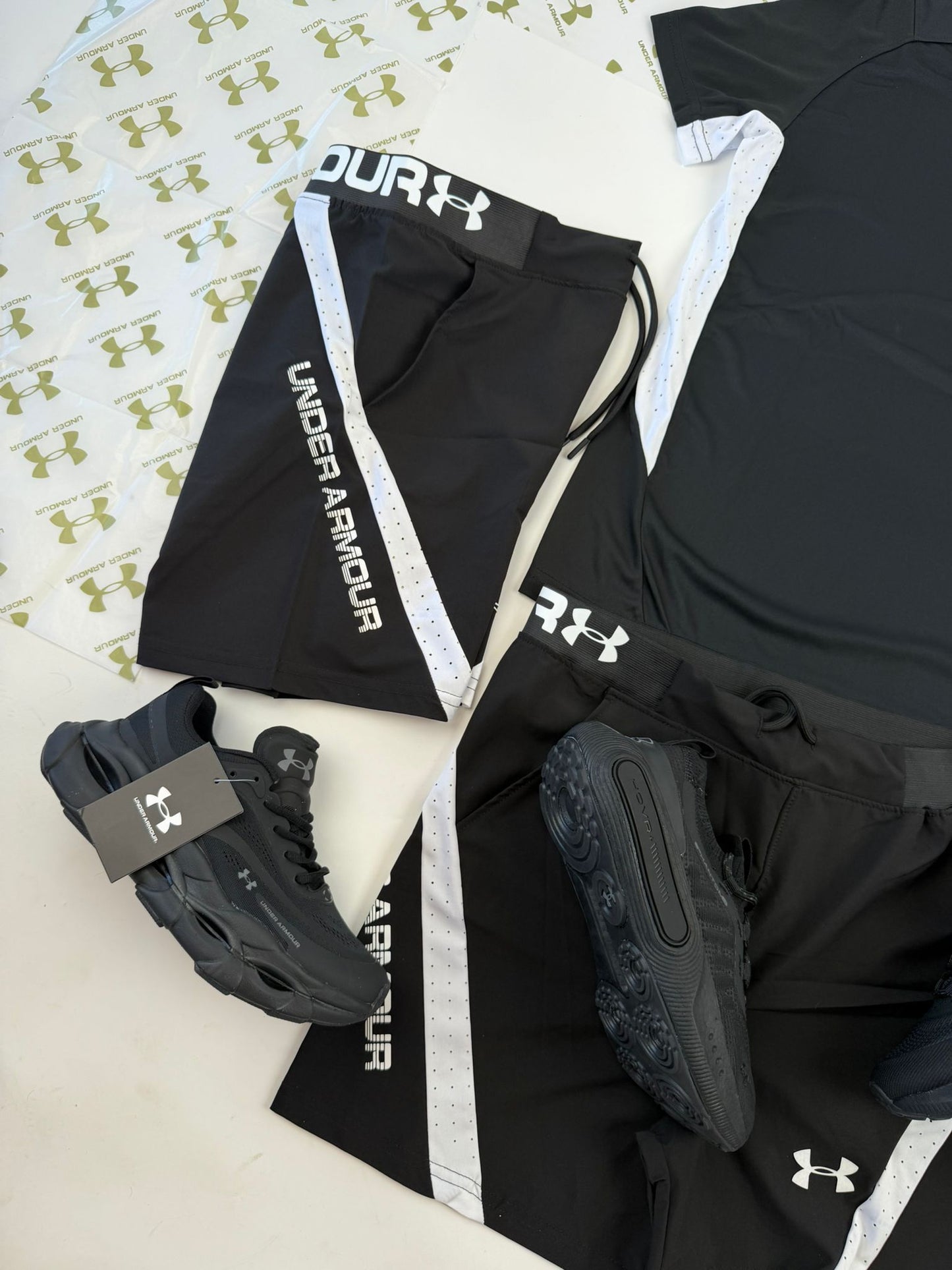 Conjunto Under Armour 2026